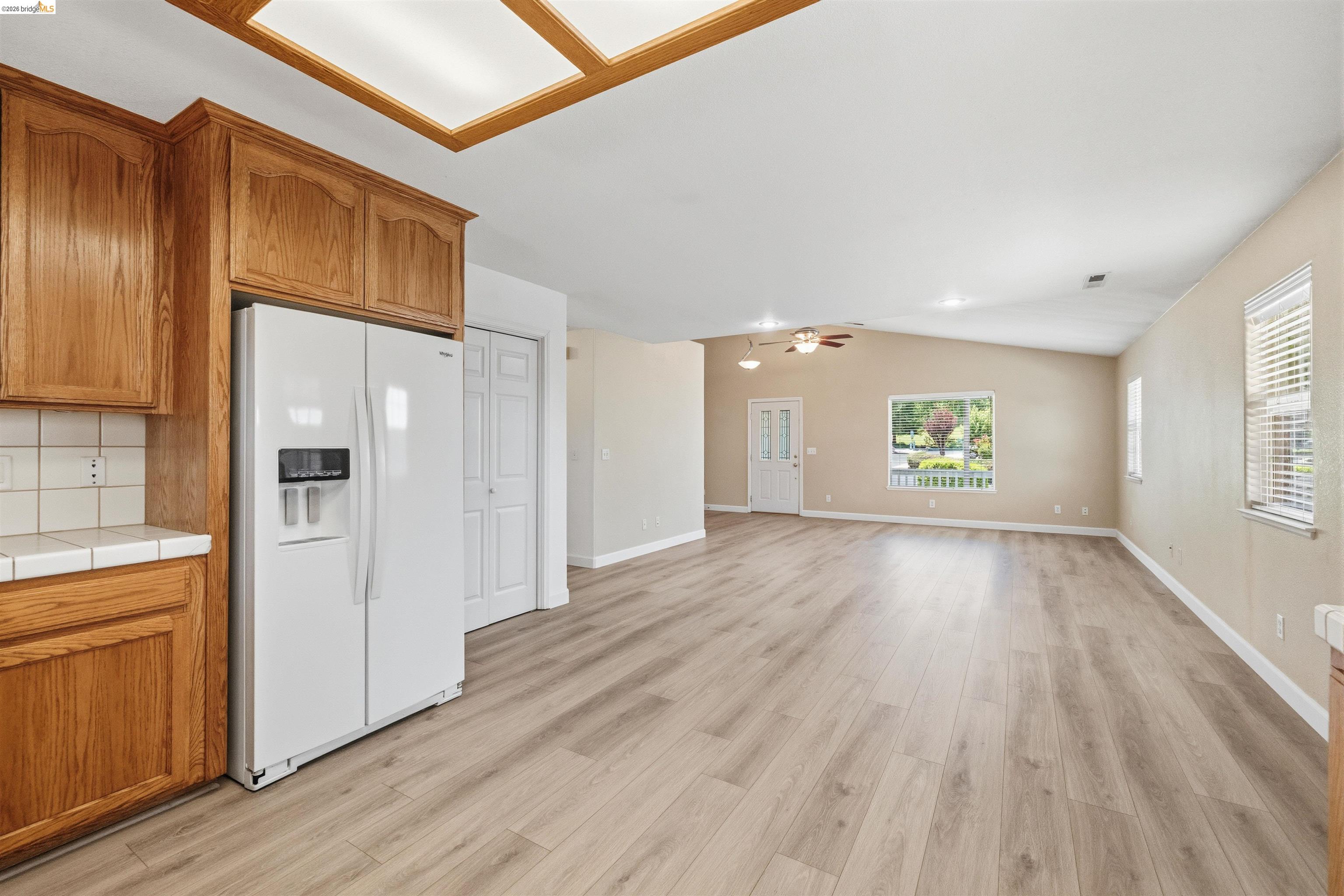 10597 River oak