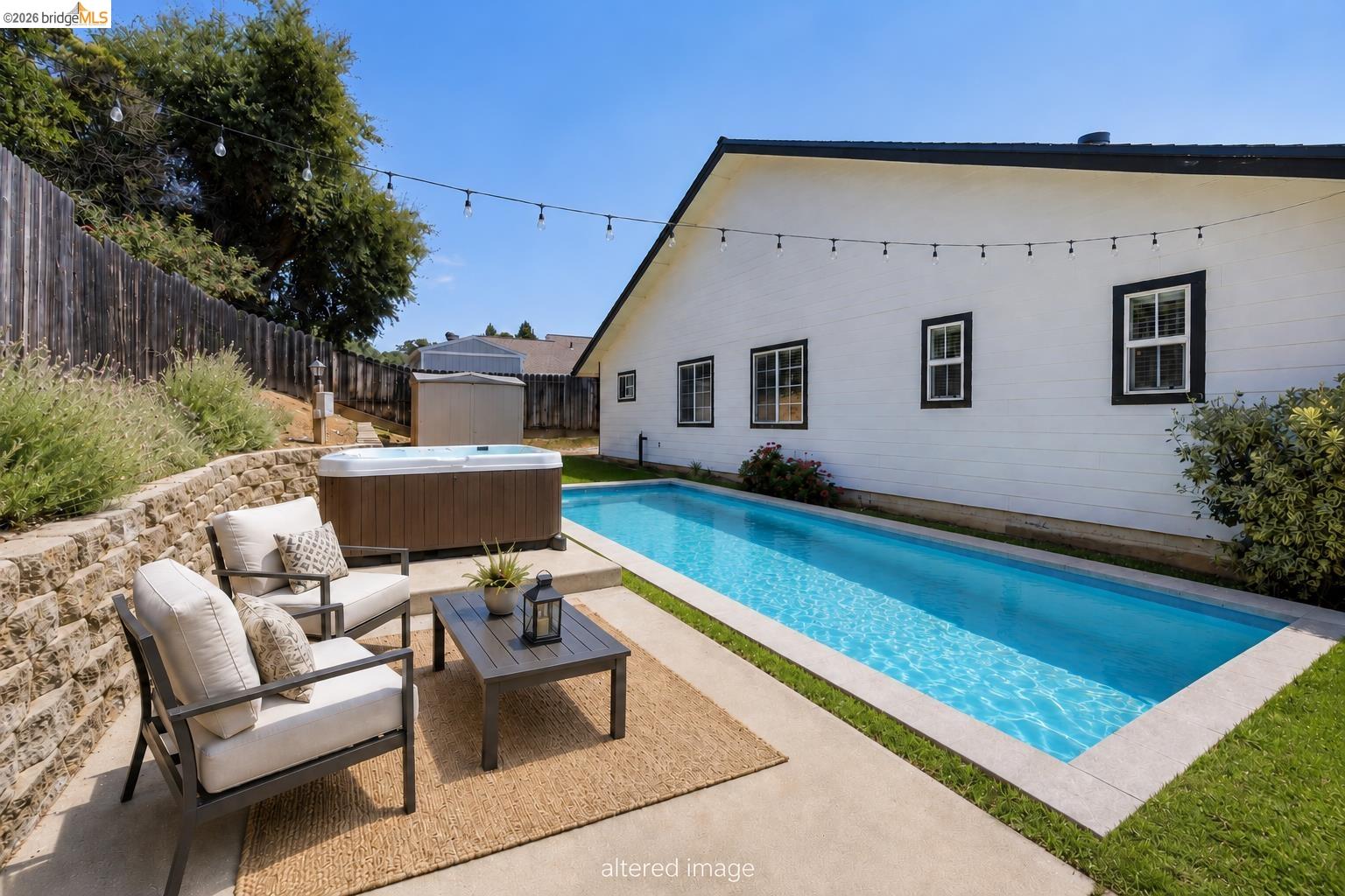 10597 River oak