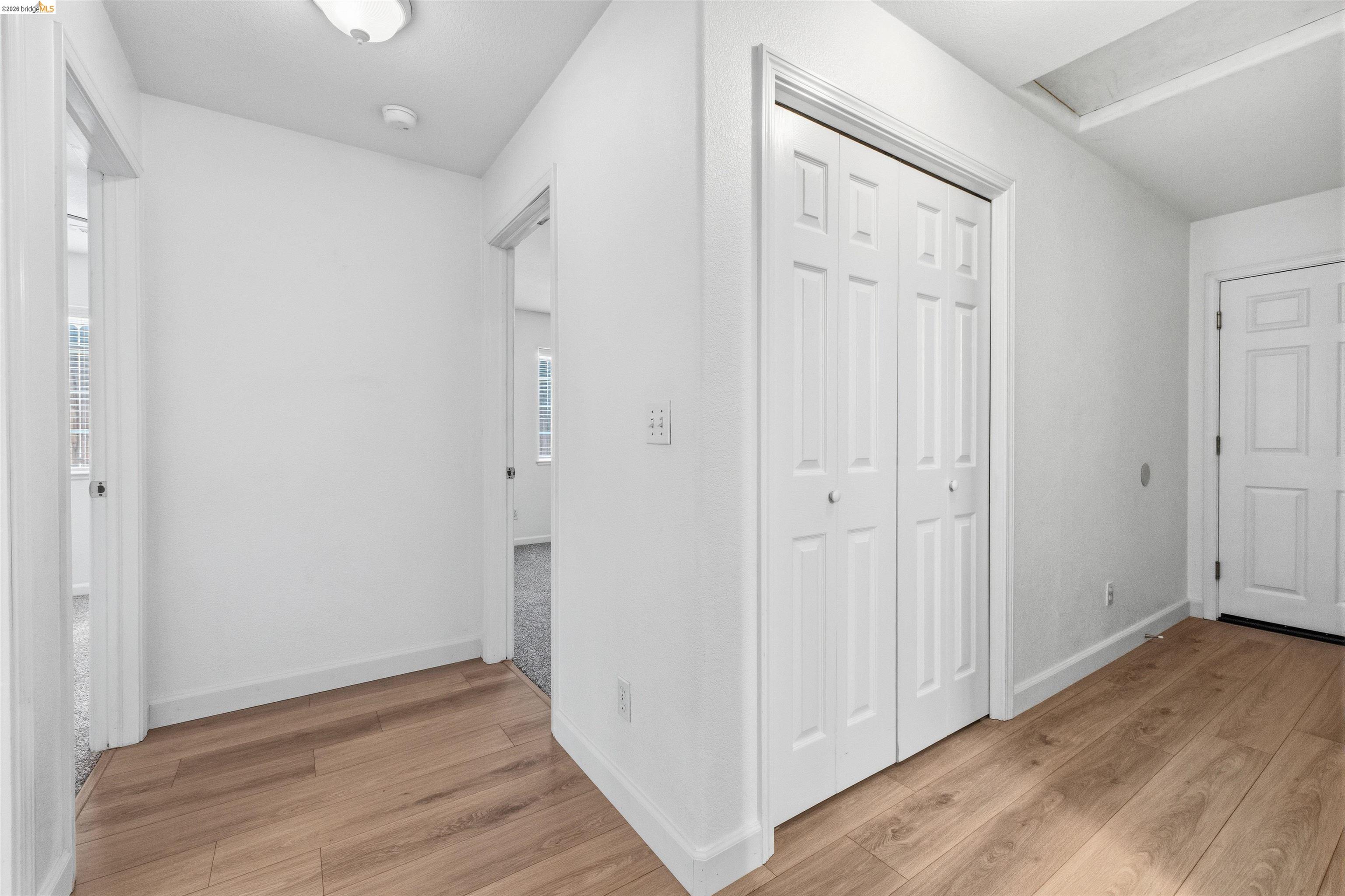 10597 River oak