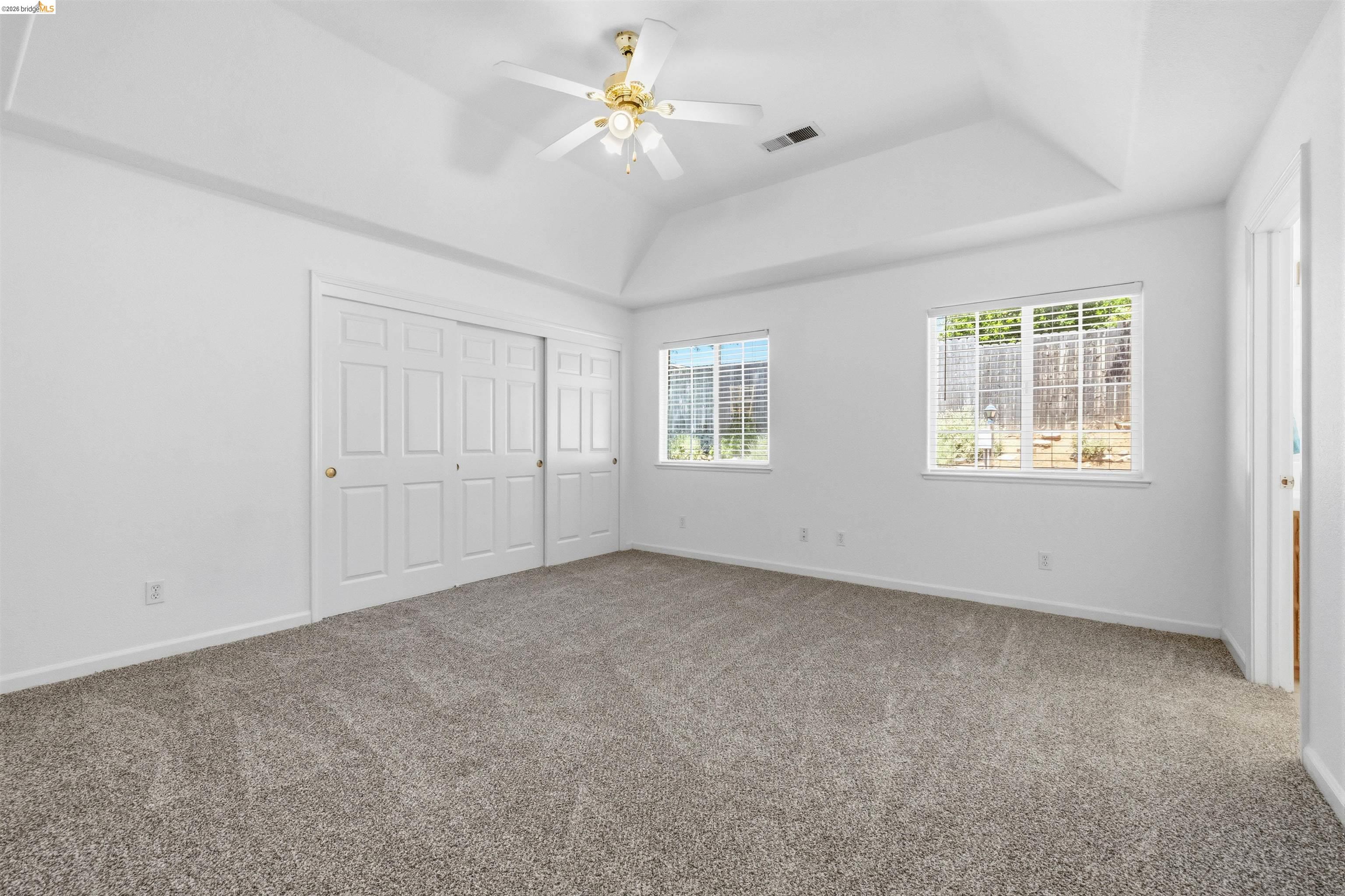 10597 River oak
