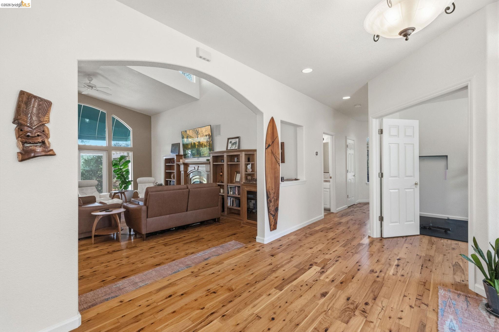 14542 Lake Vista Dr