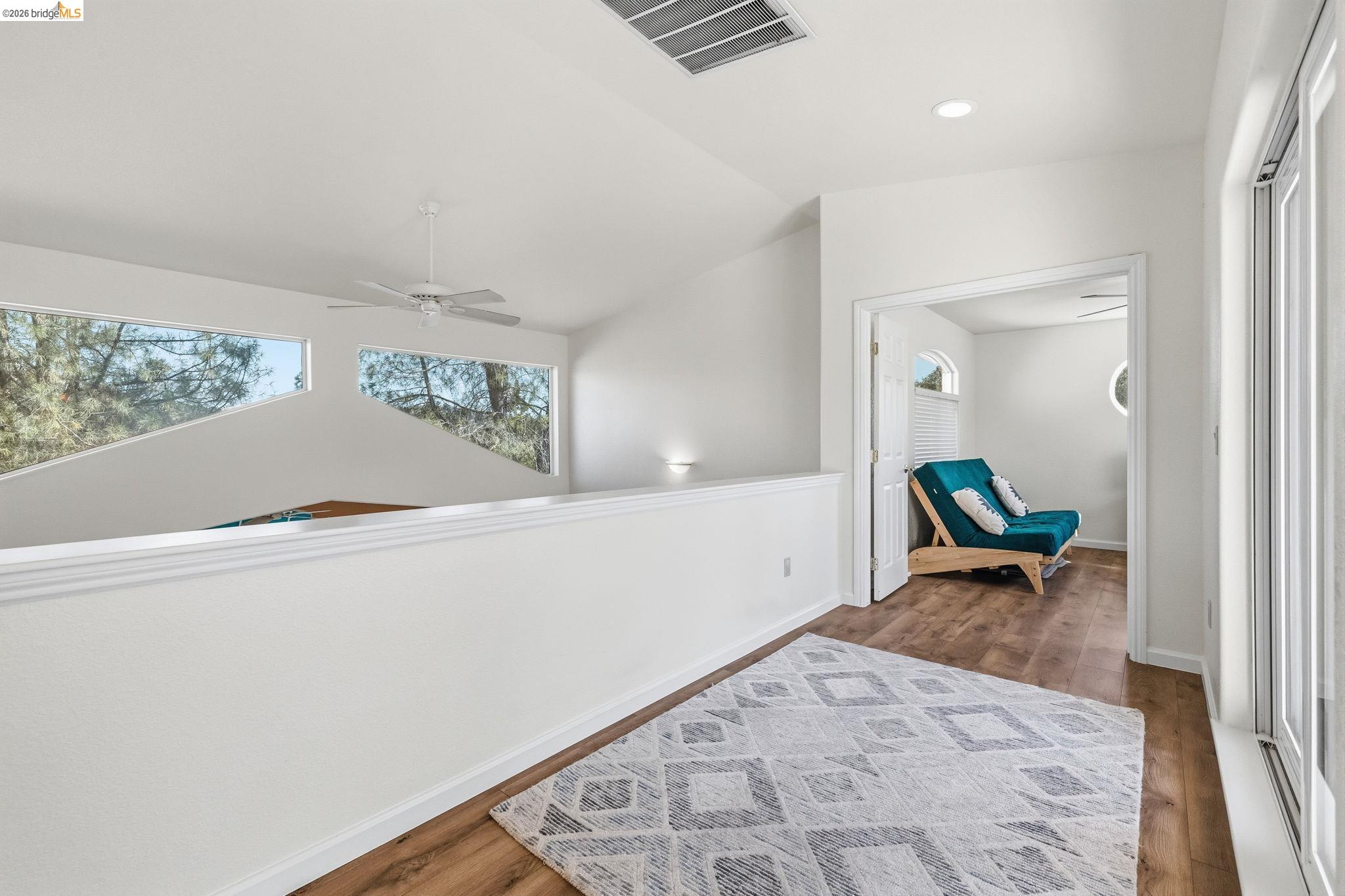 14542 Lake Vista Dr