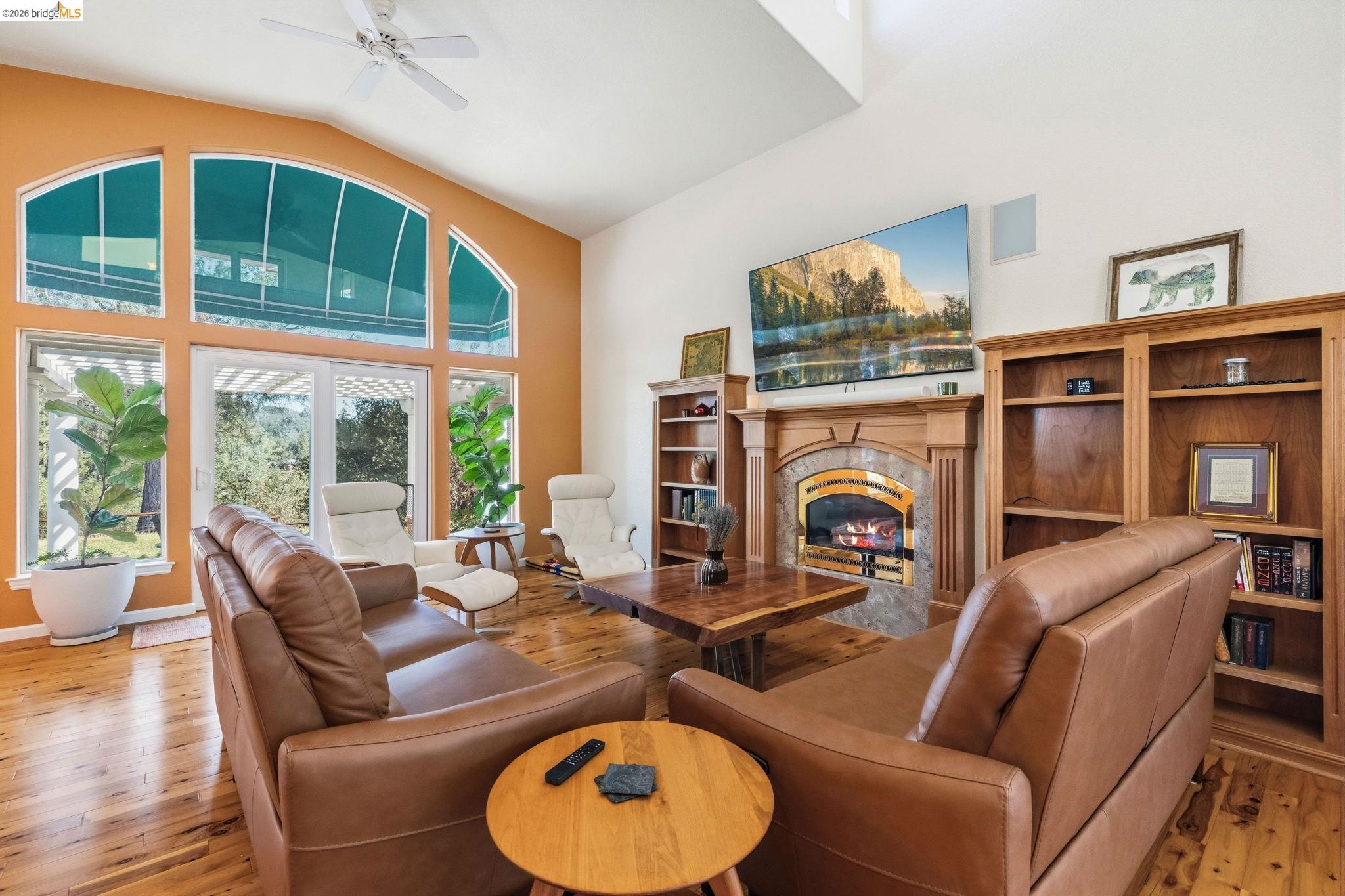 14542 Lake Vista Dr