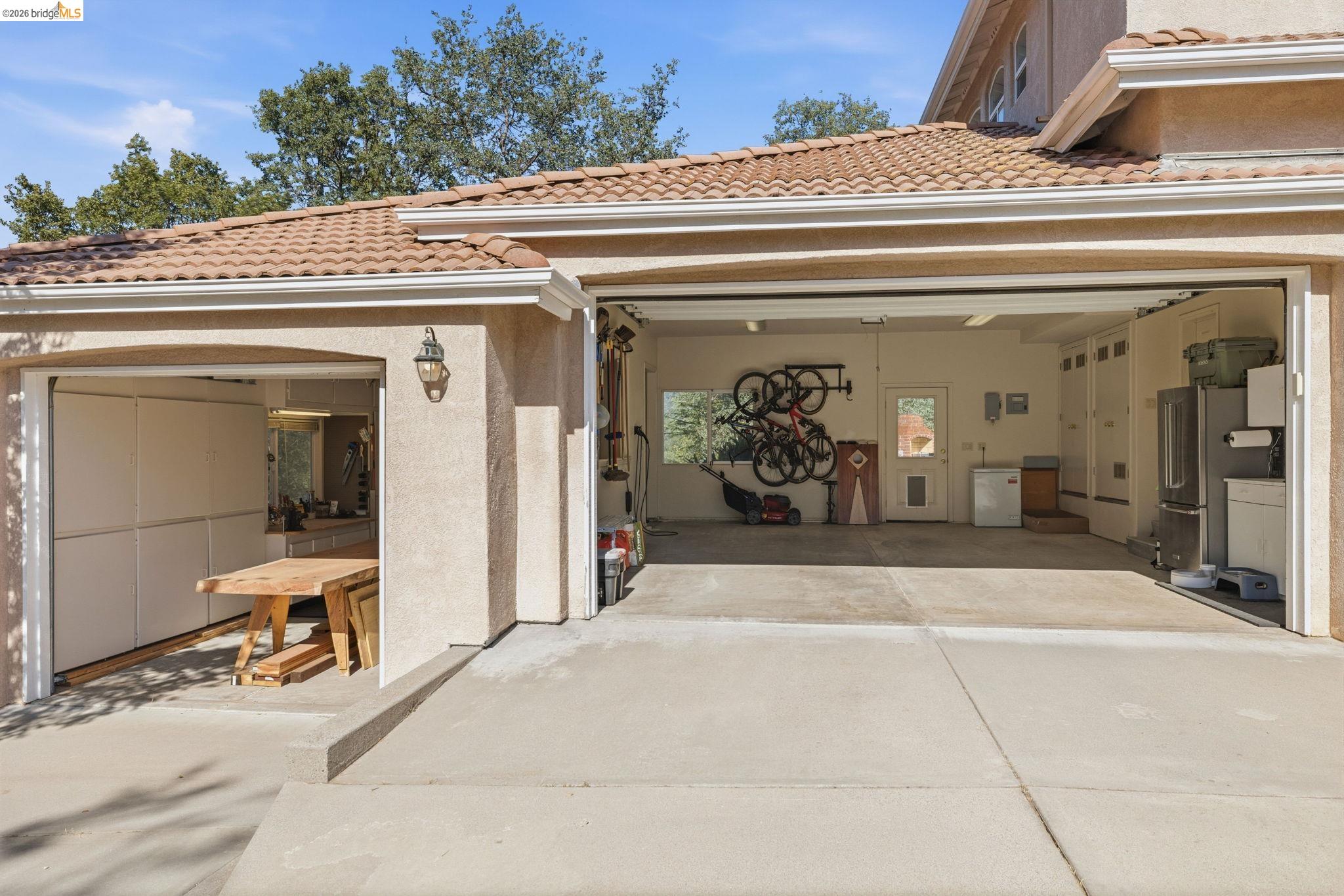 14542 Lake Vista Dr