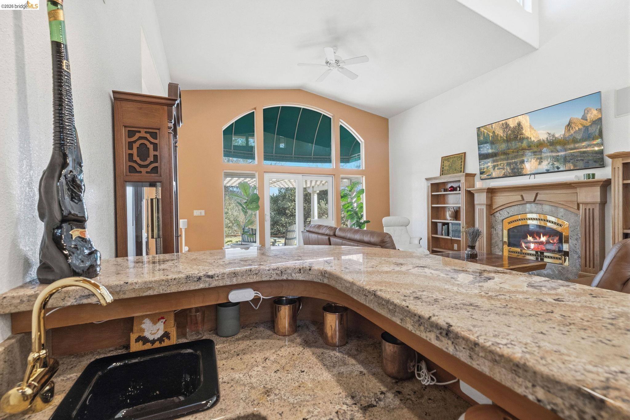 14542 Lake Vista Dr
