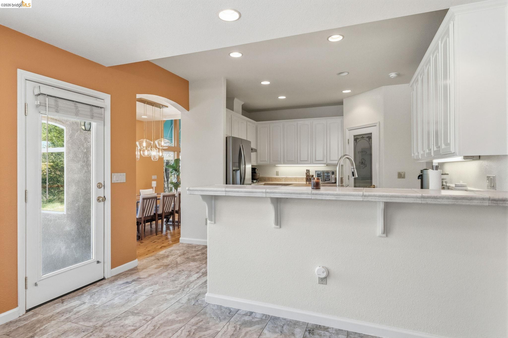 14542 Lake Vista Dr