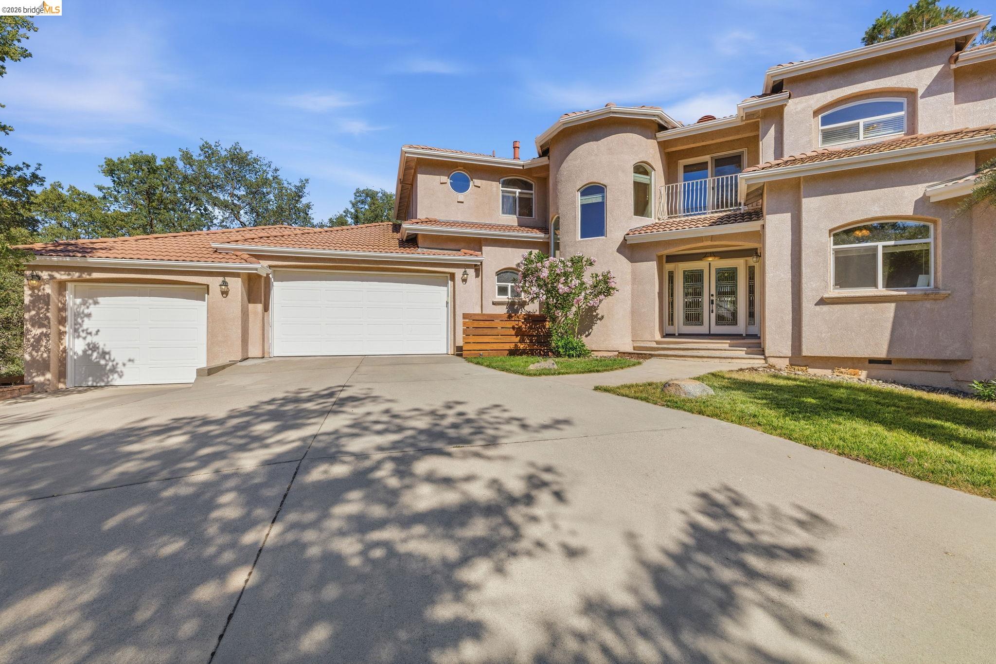 14542 Lake Vista Dr