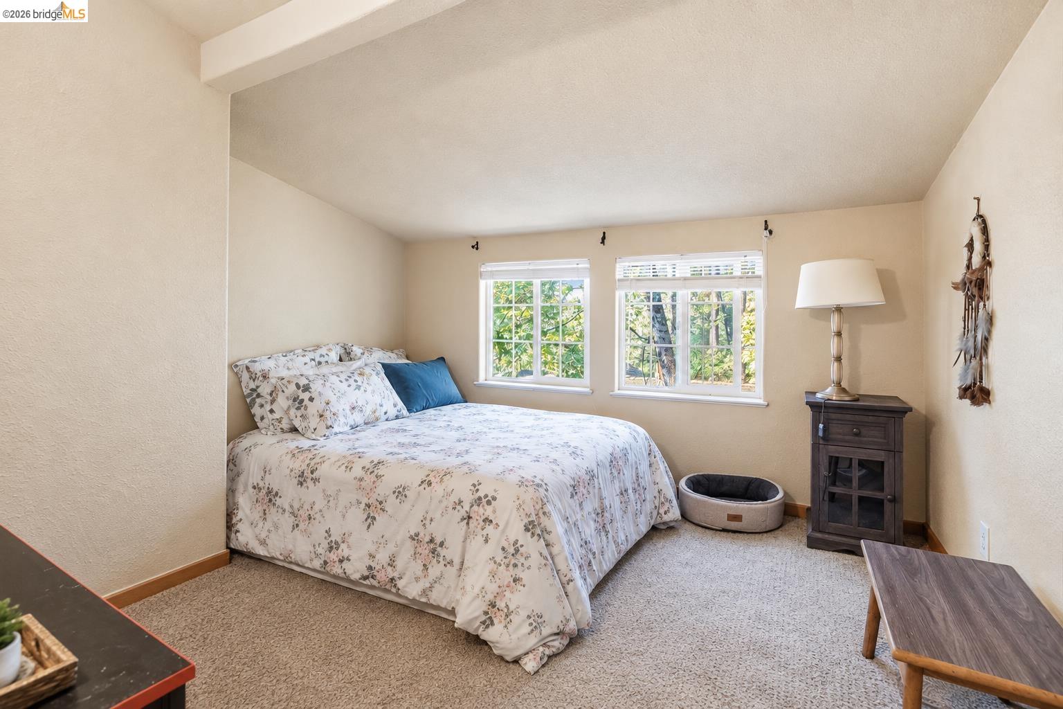 18814 Manzanita Dr
