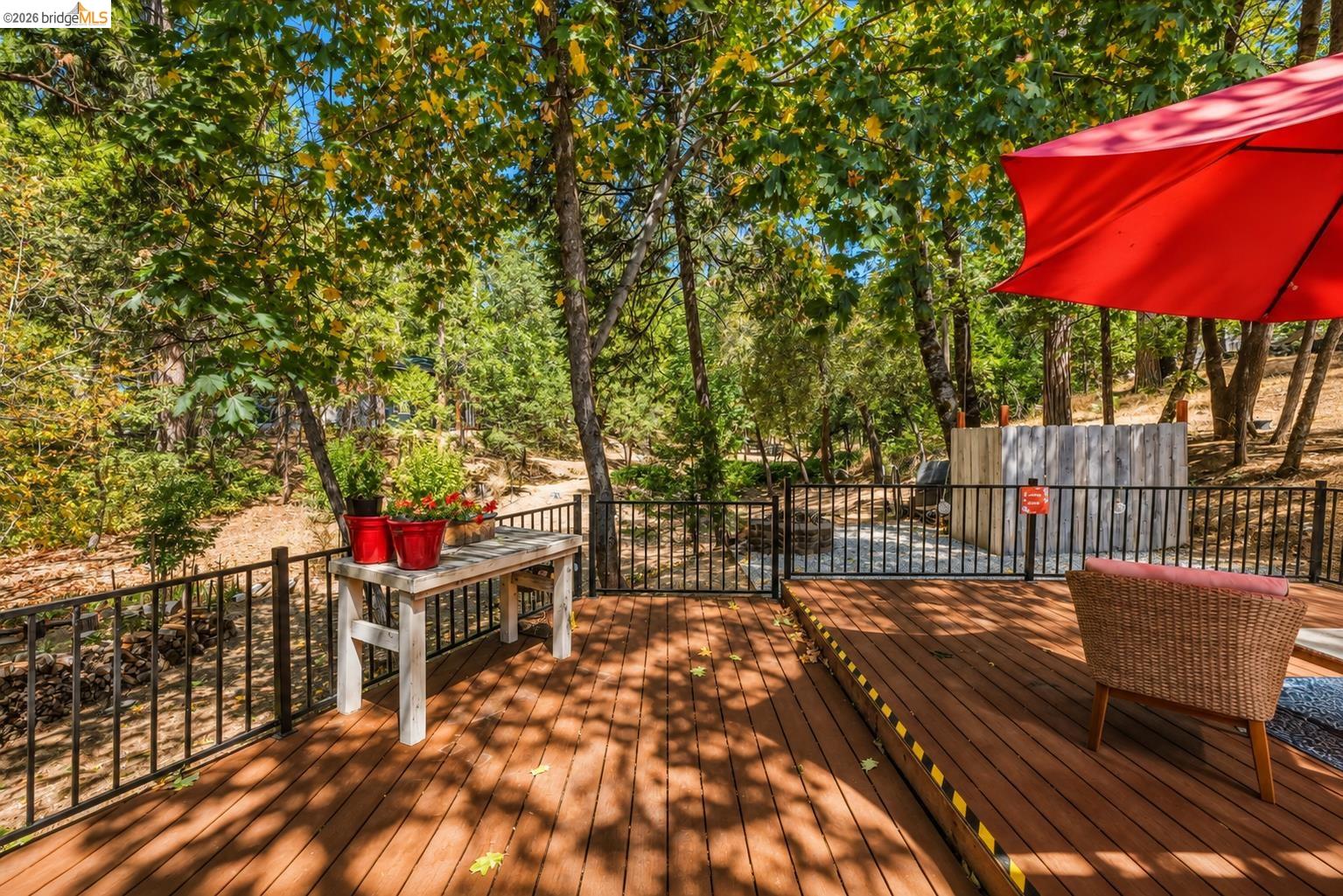 18814 Manzanita Dr