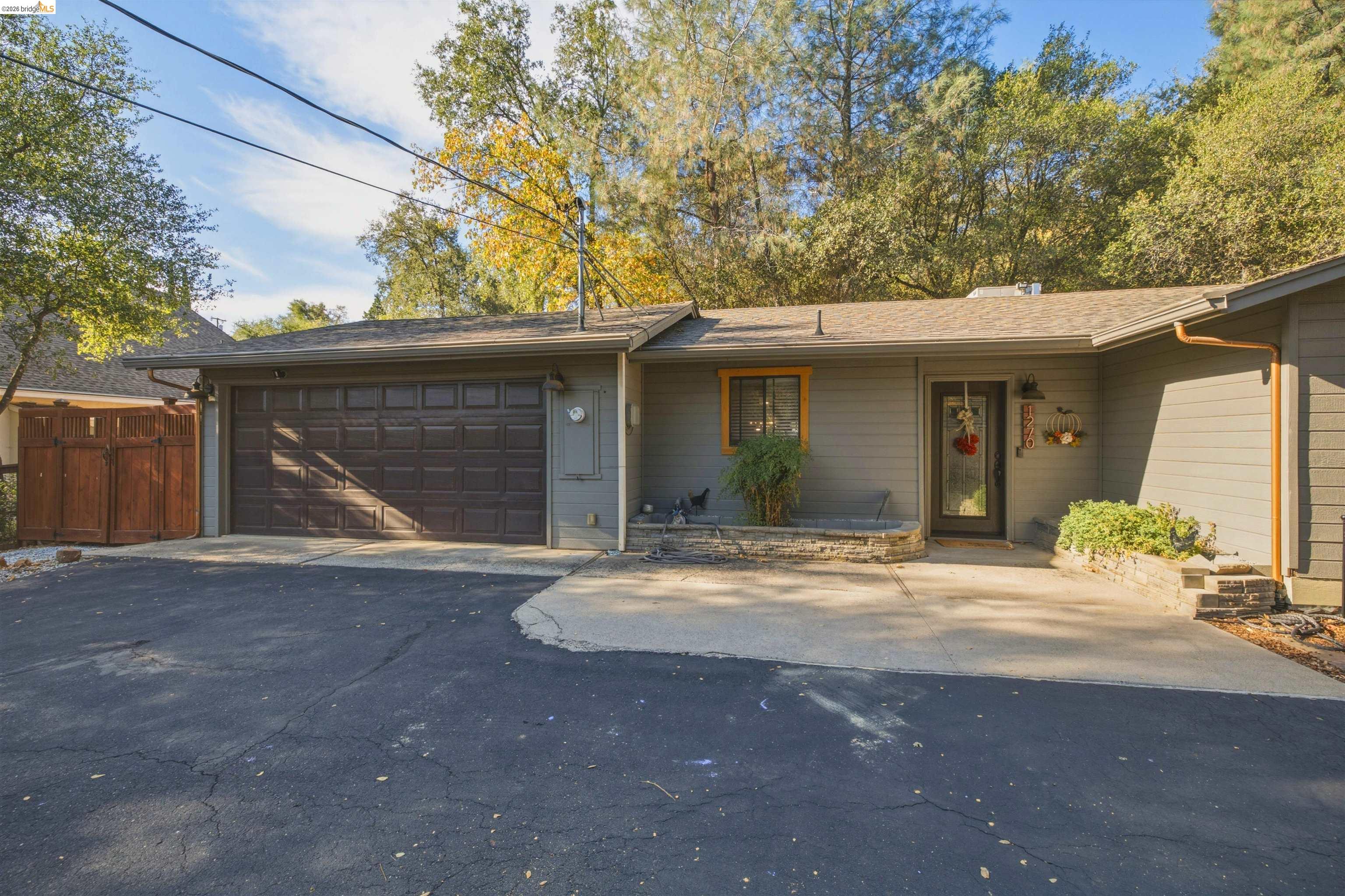 1270 Shaws Flat Rd
