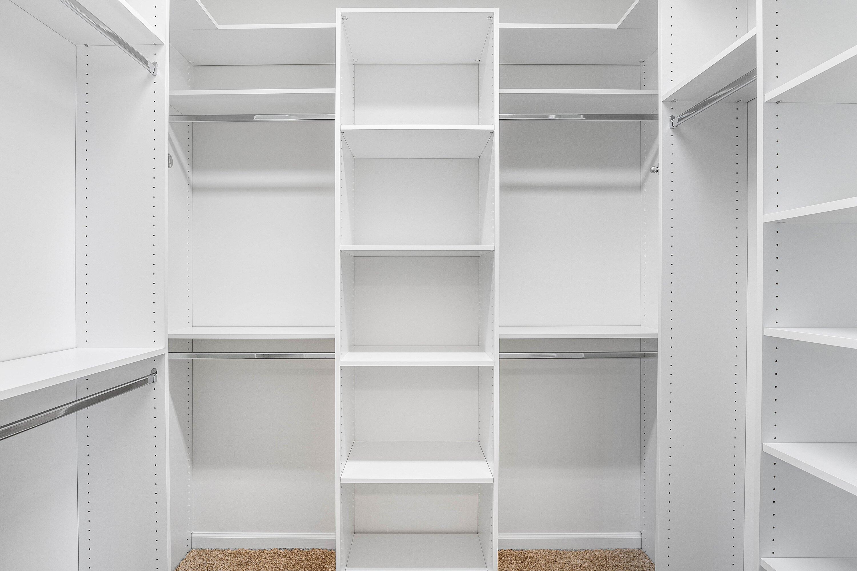 9956 Cobblestone Creek Drive