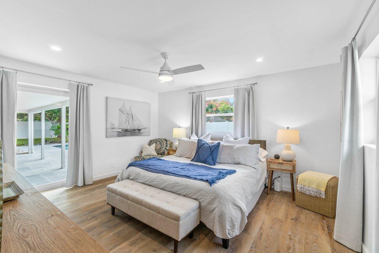 4586 Ellwood Drive