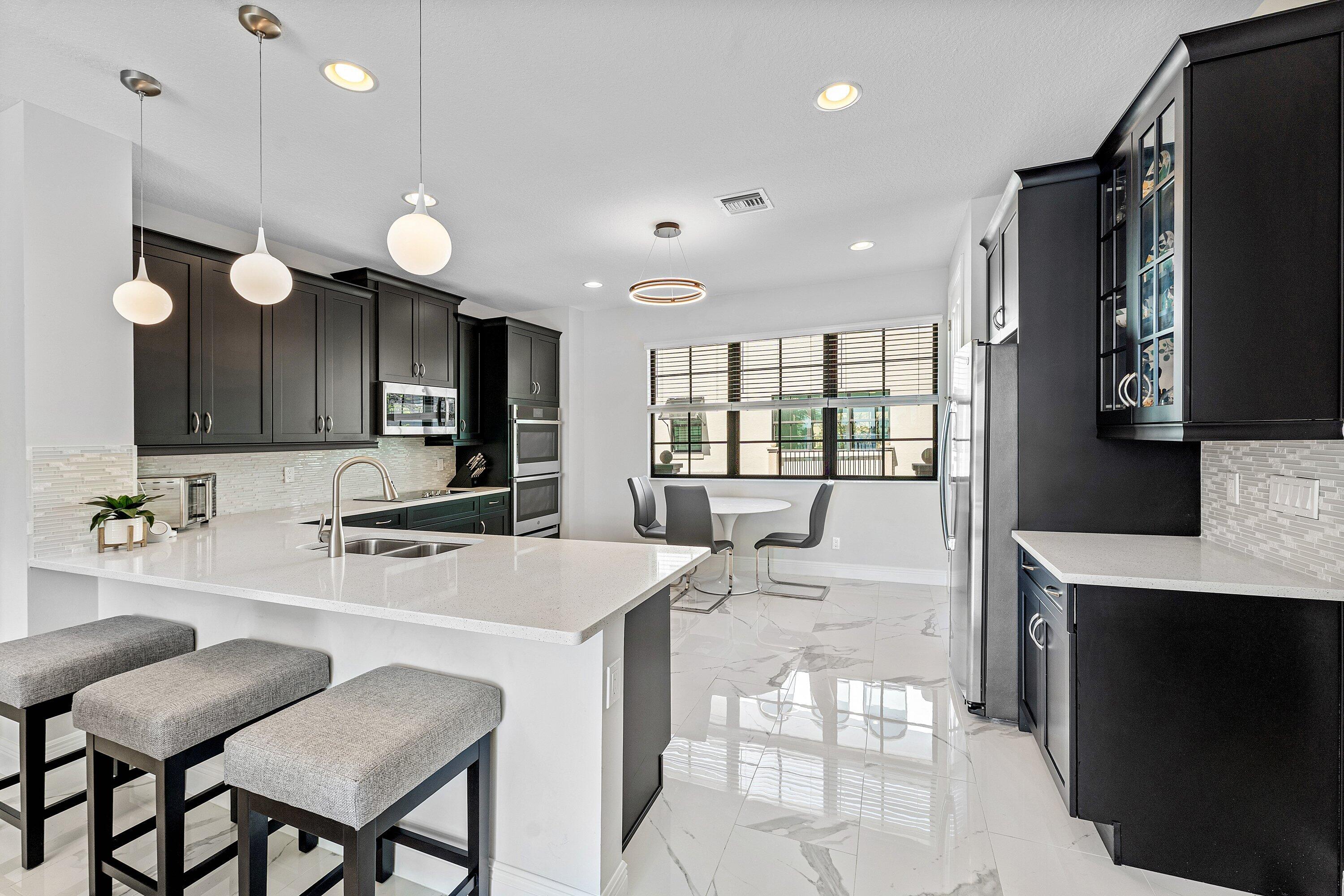 10 Windward Lane