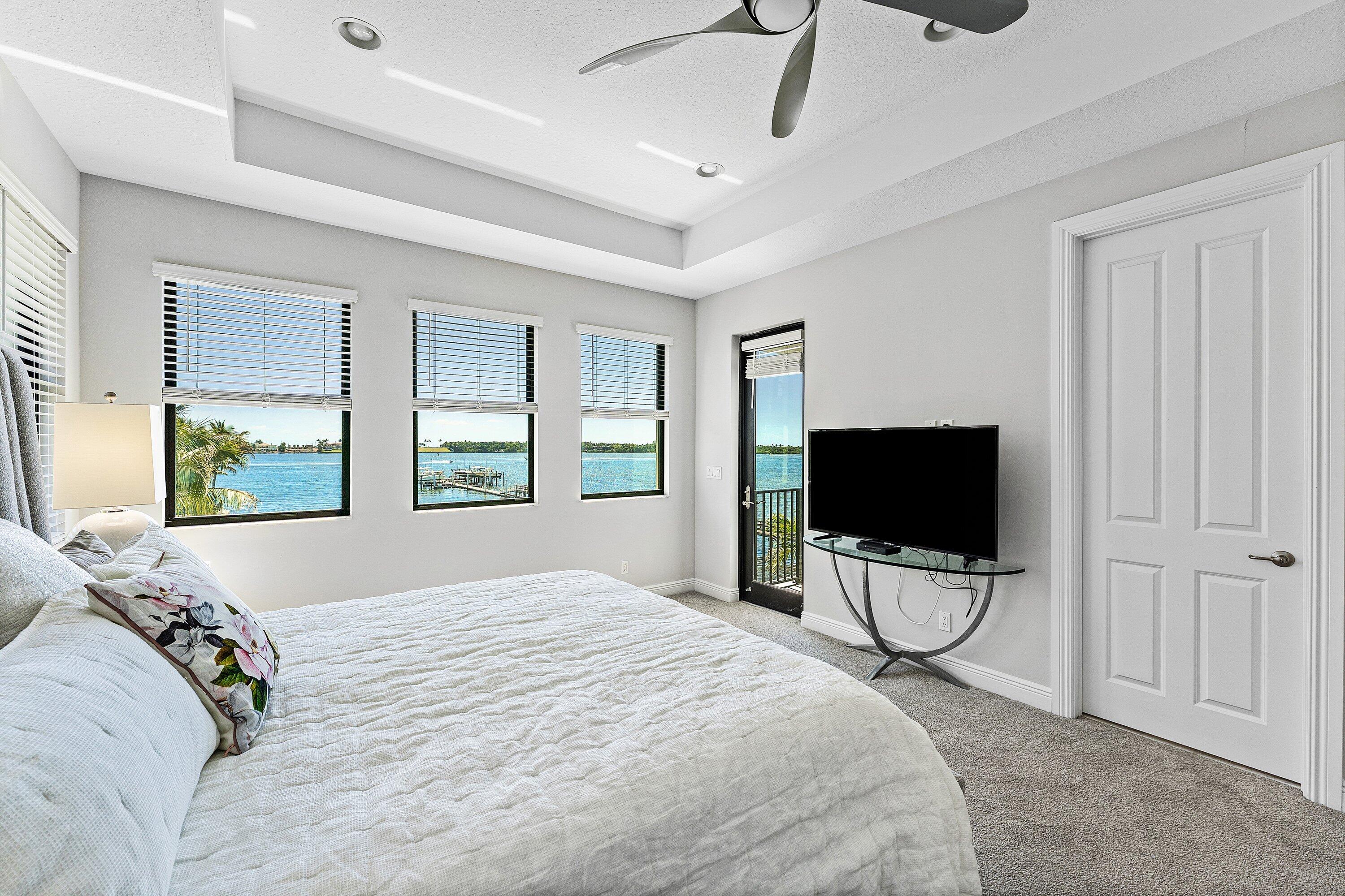 10 Windward Lane