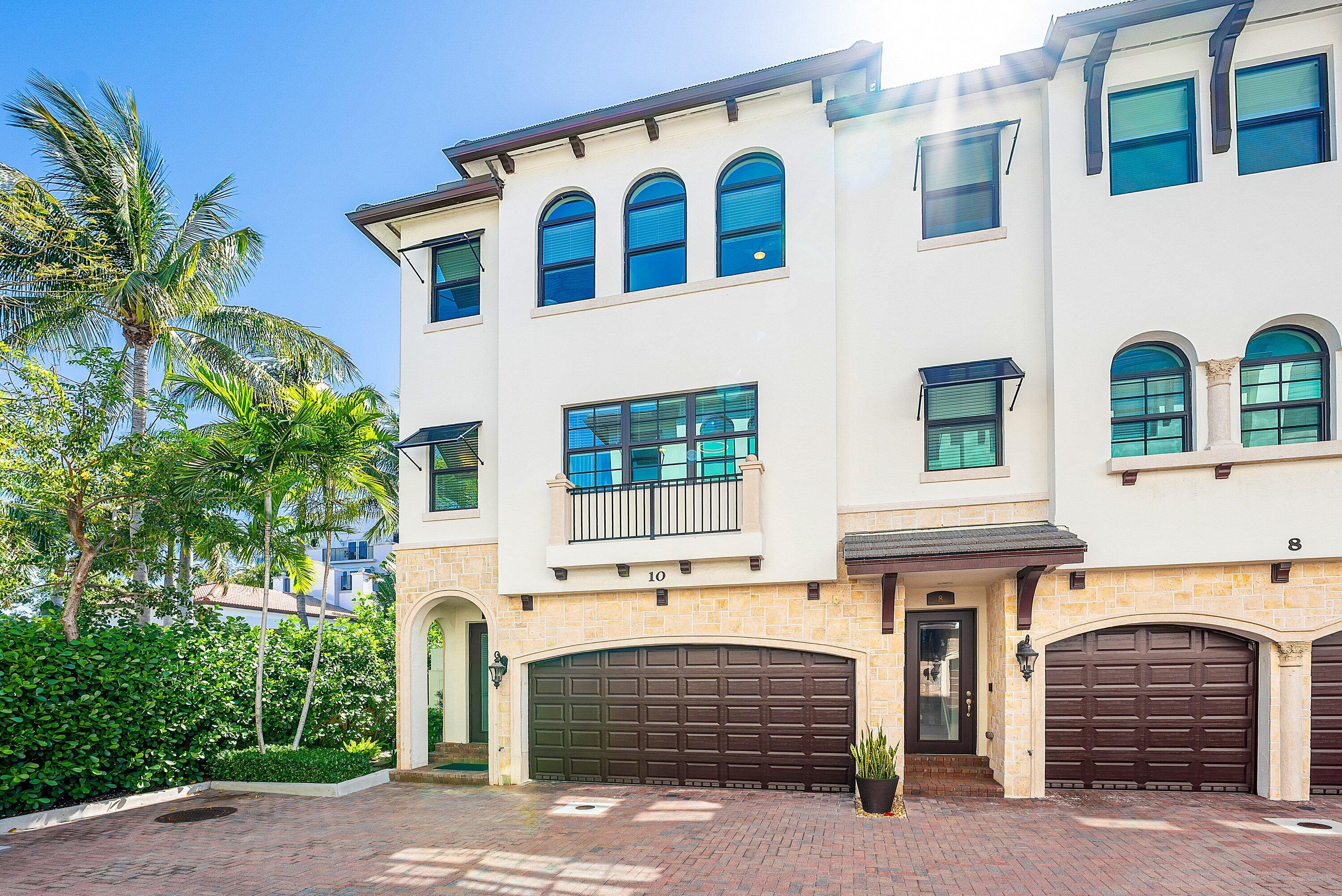 10 Windward Lane
