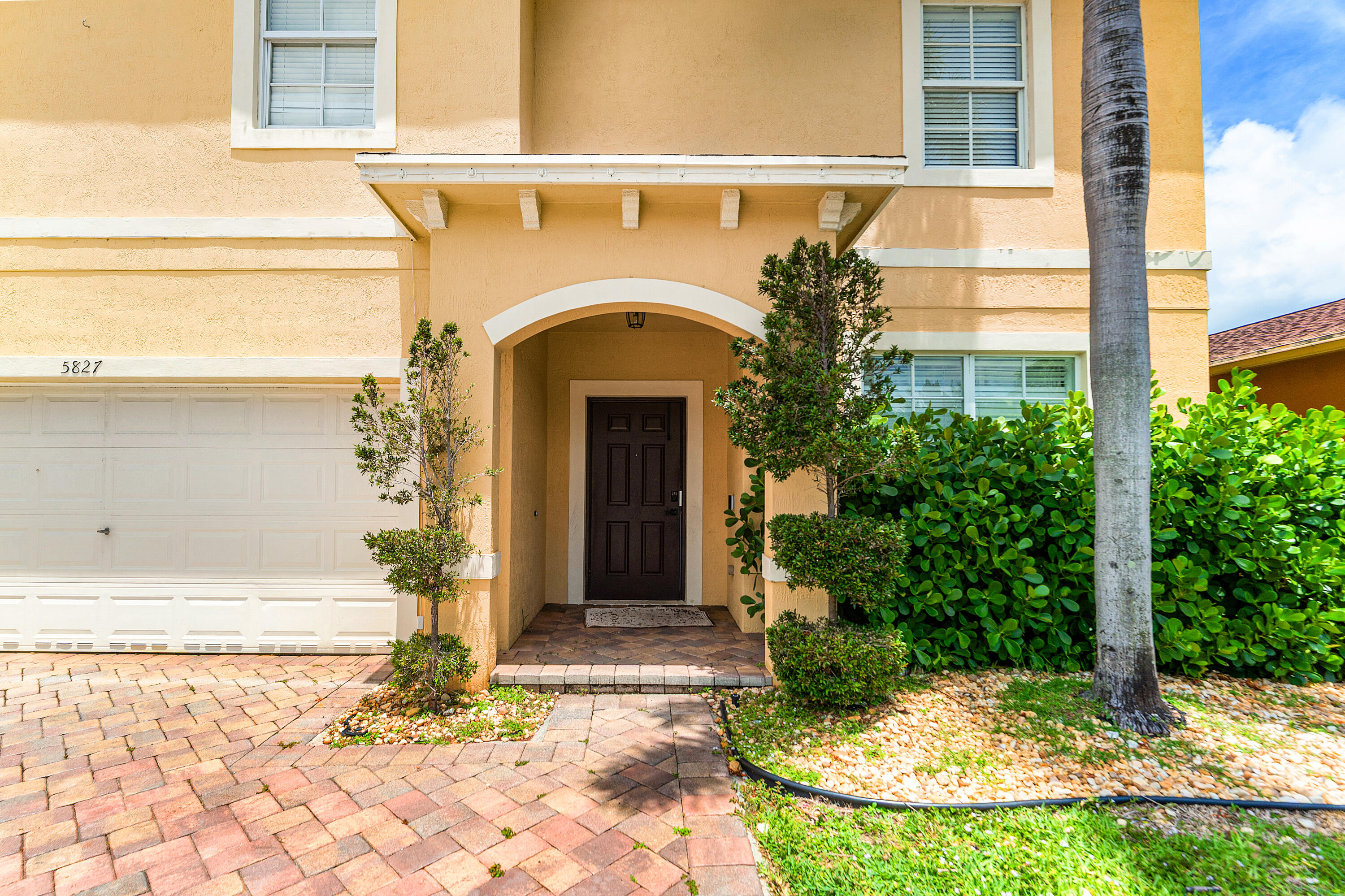 5827 Gypsum Place