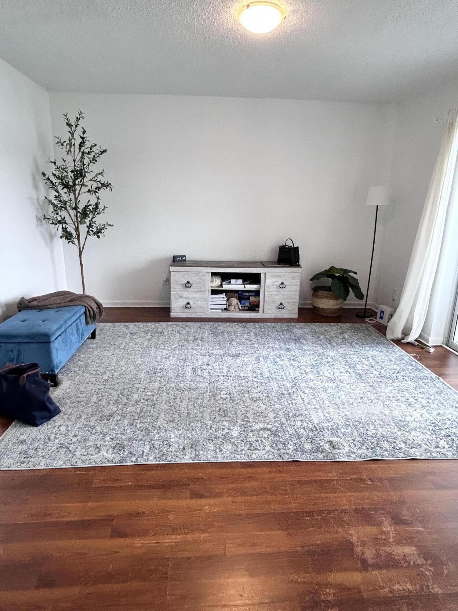 718 NW 92nd Avenue