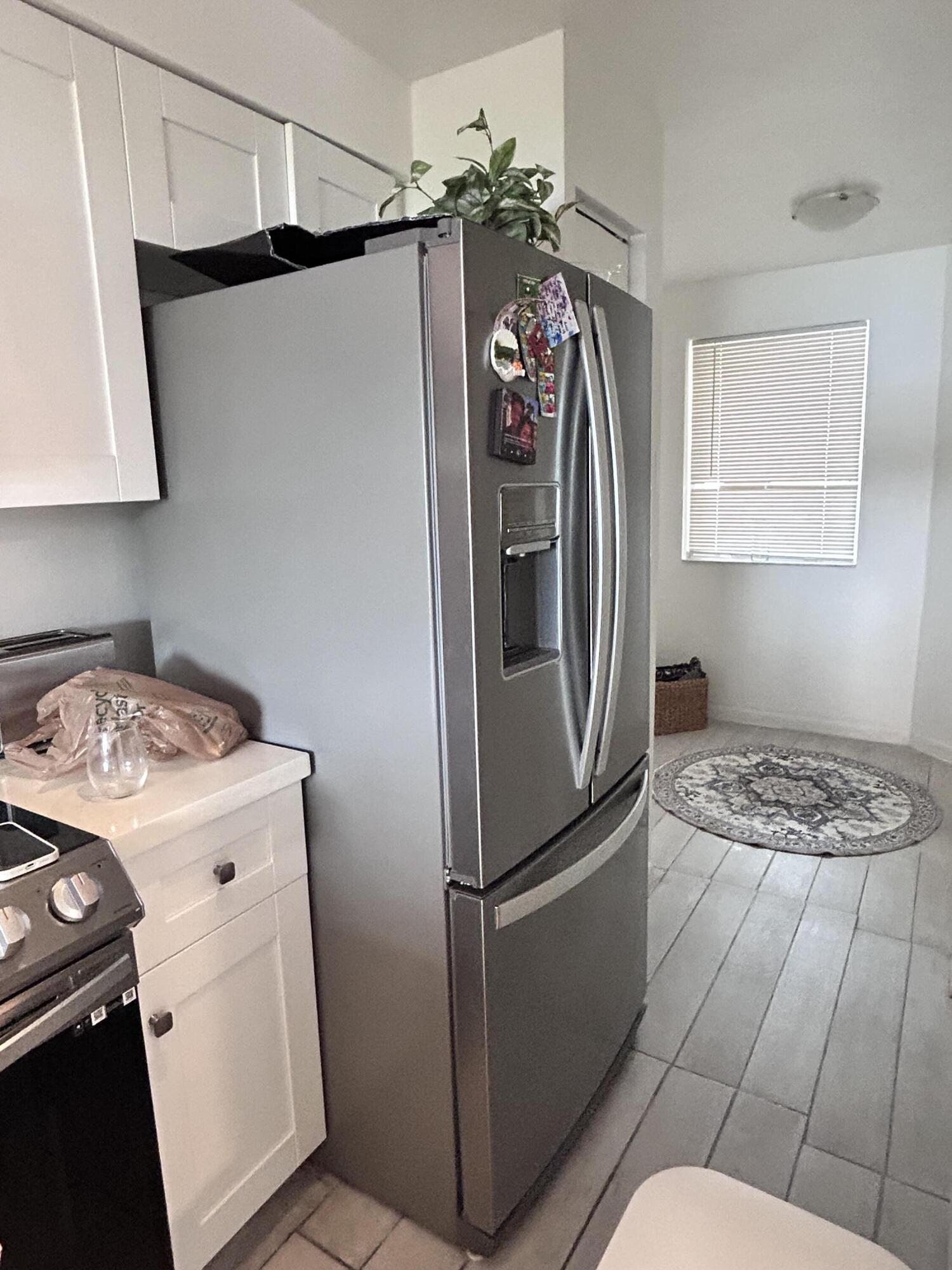 718 NW 92nd Avenue