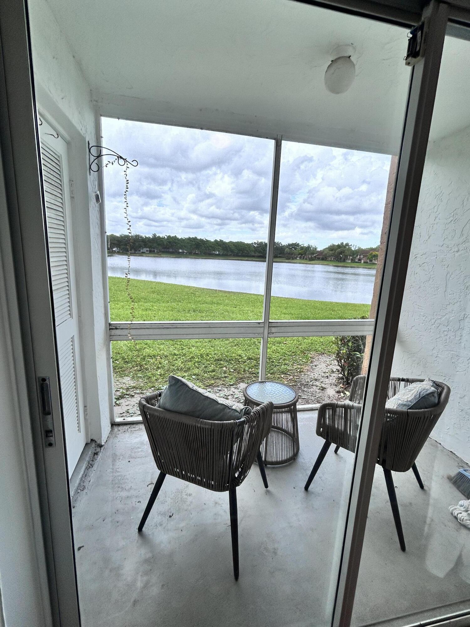 718 NW 92nd Avenue