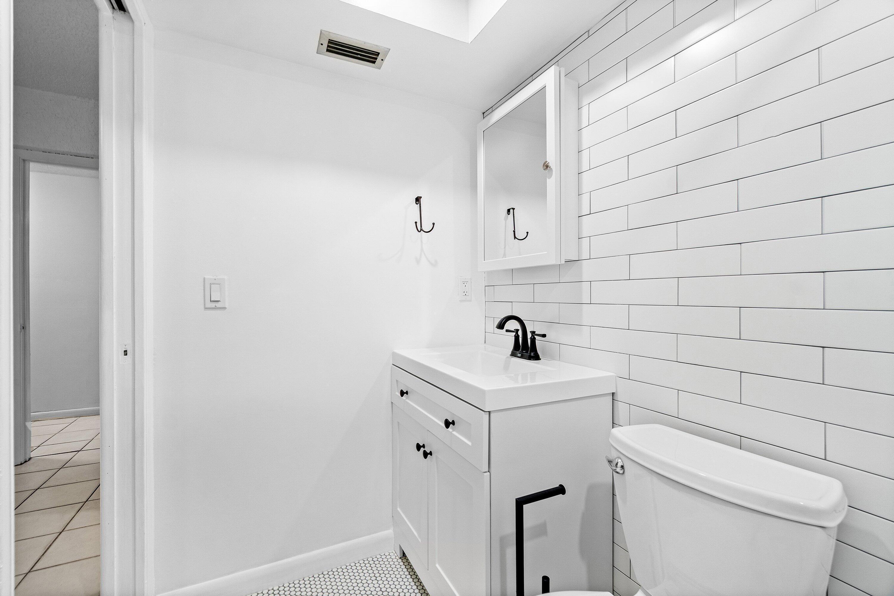 626 N Federal Highway Unit 3