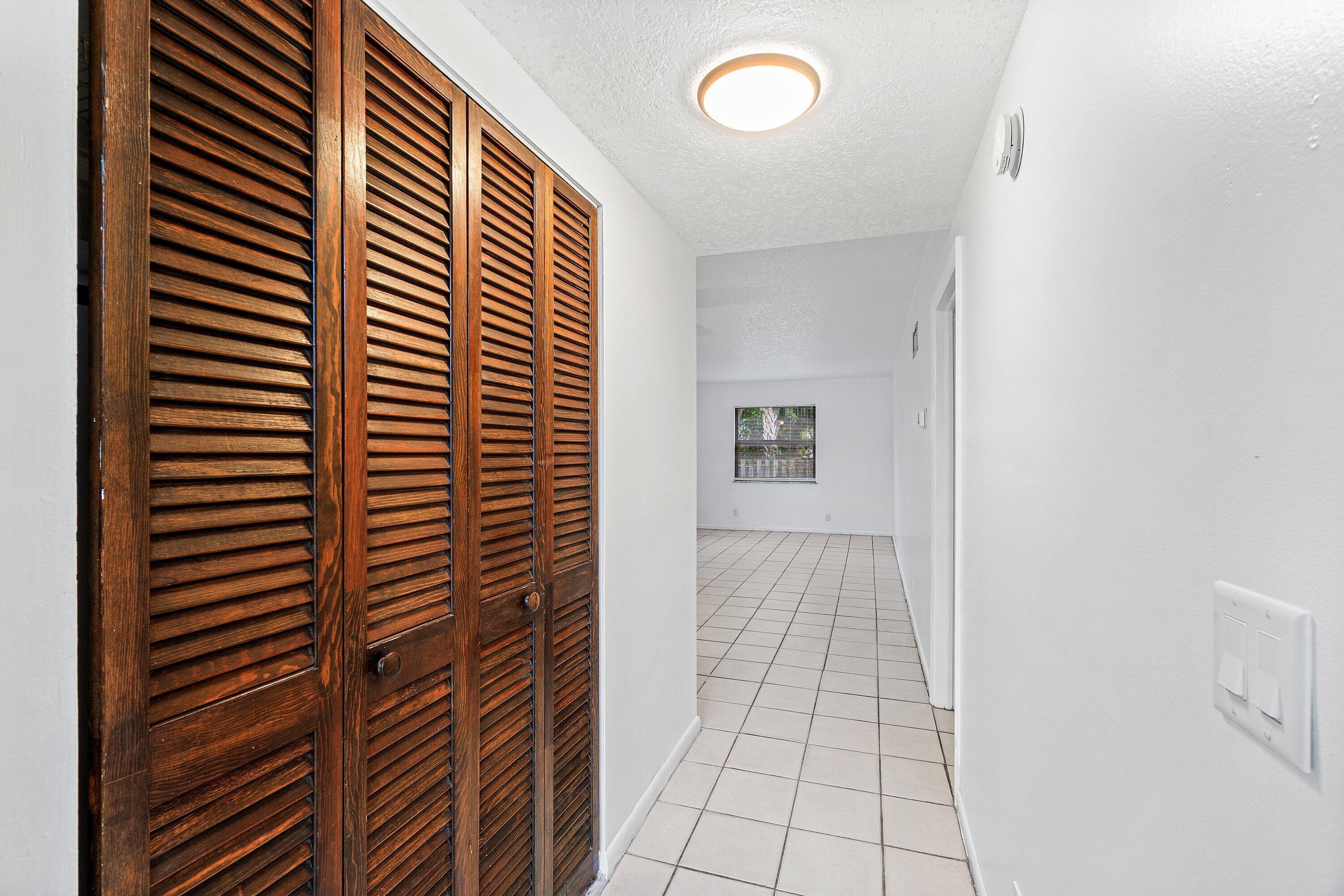 626 N Federal Highway Unit 3