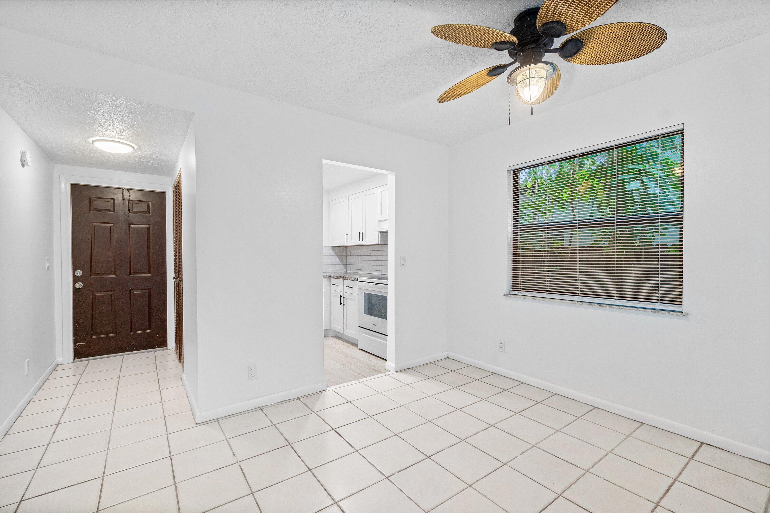 626 N Federal Highway Unit 3