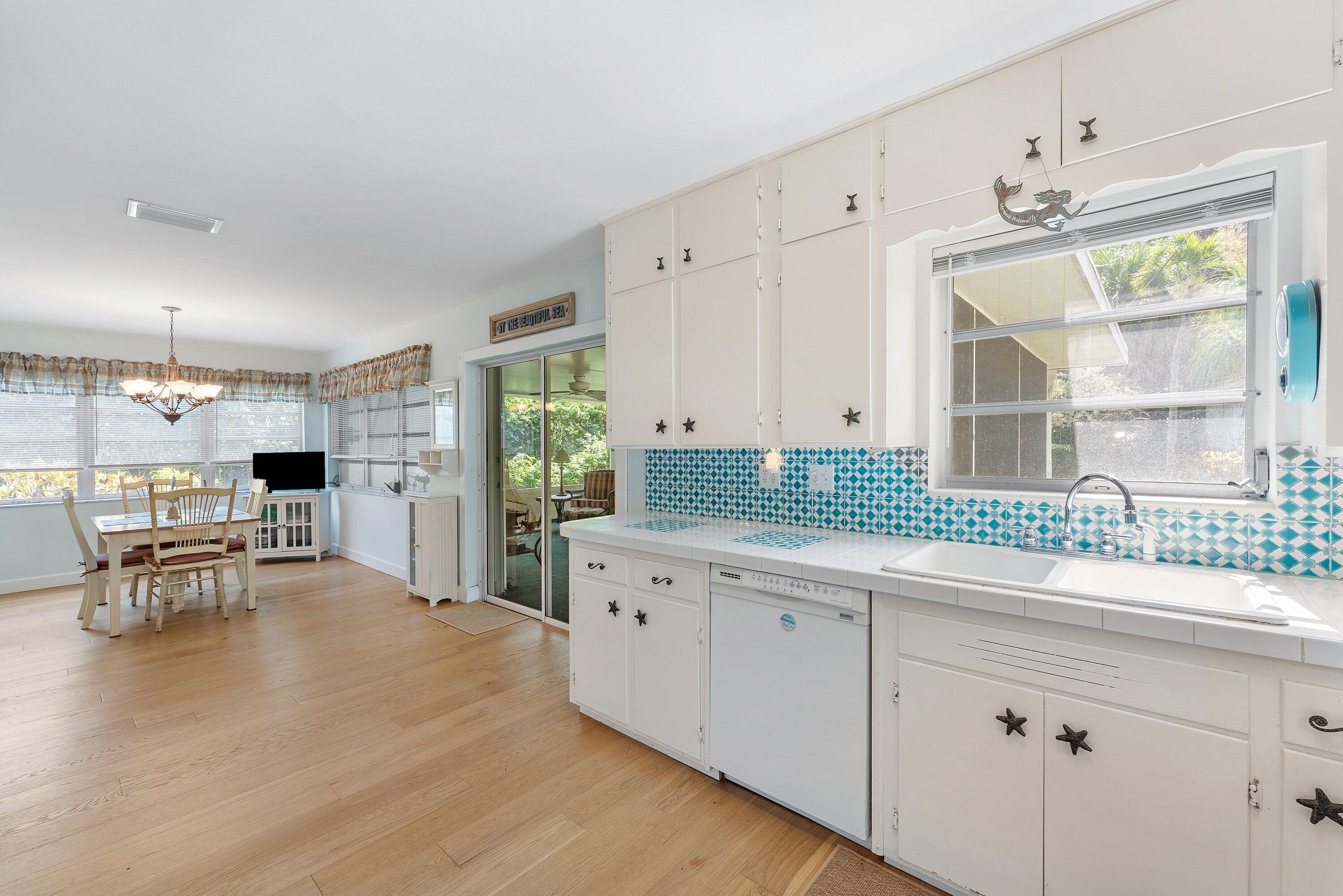 414 S Atlantic Drive