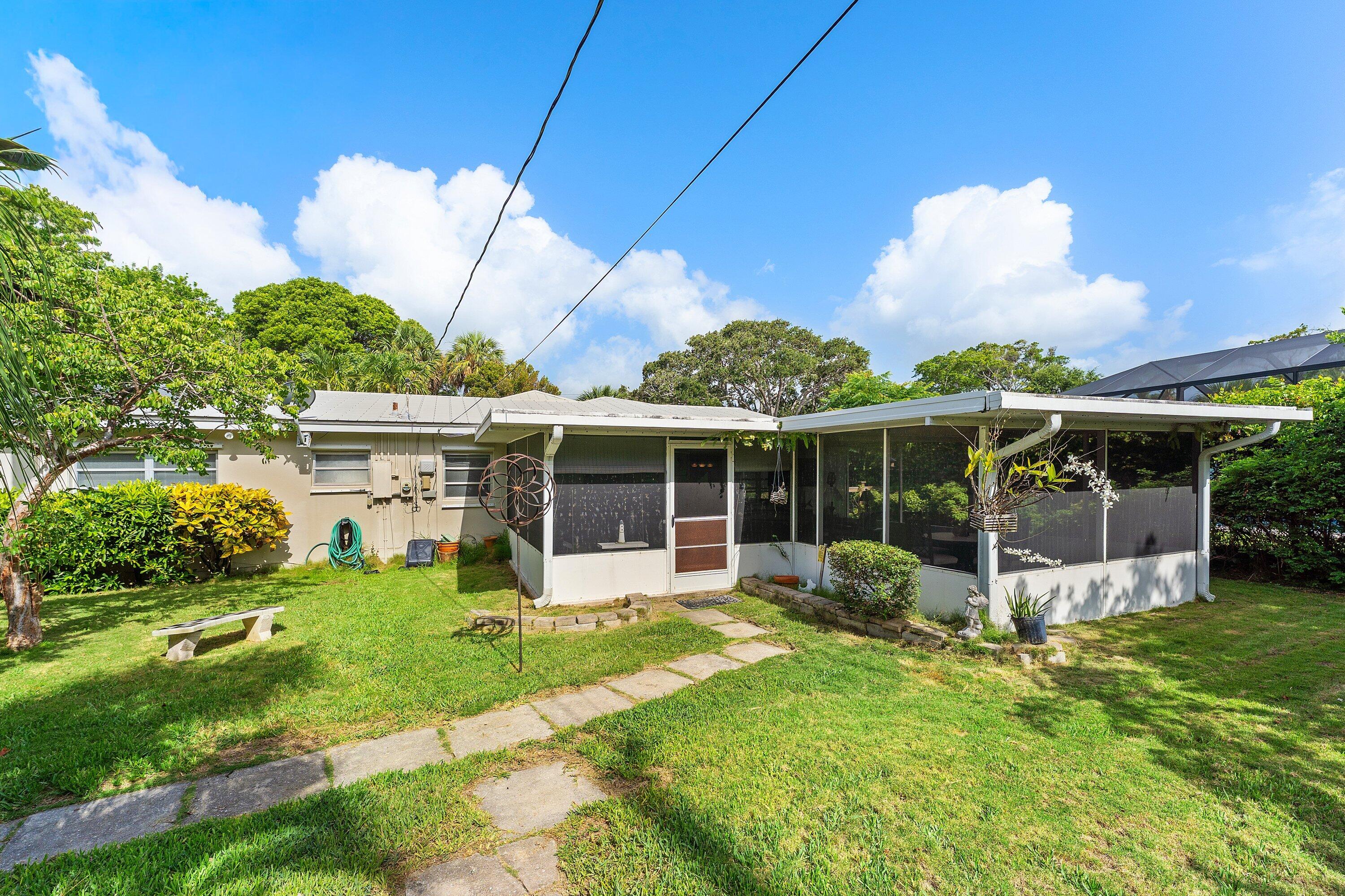 414 S Atlantic Drive
