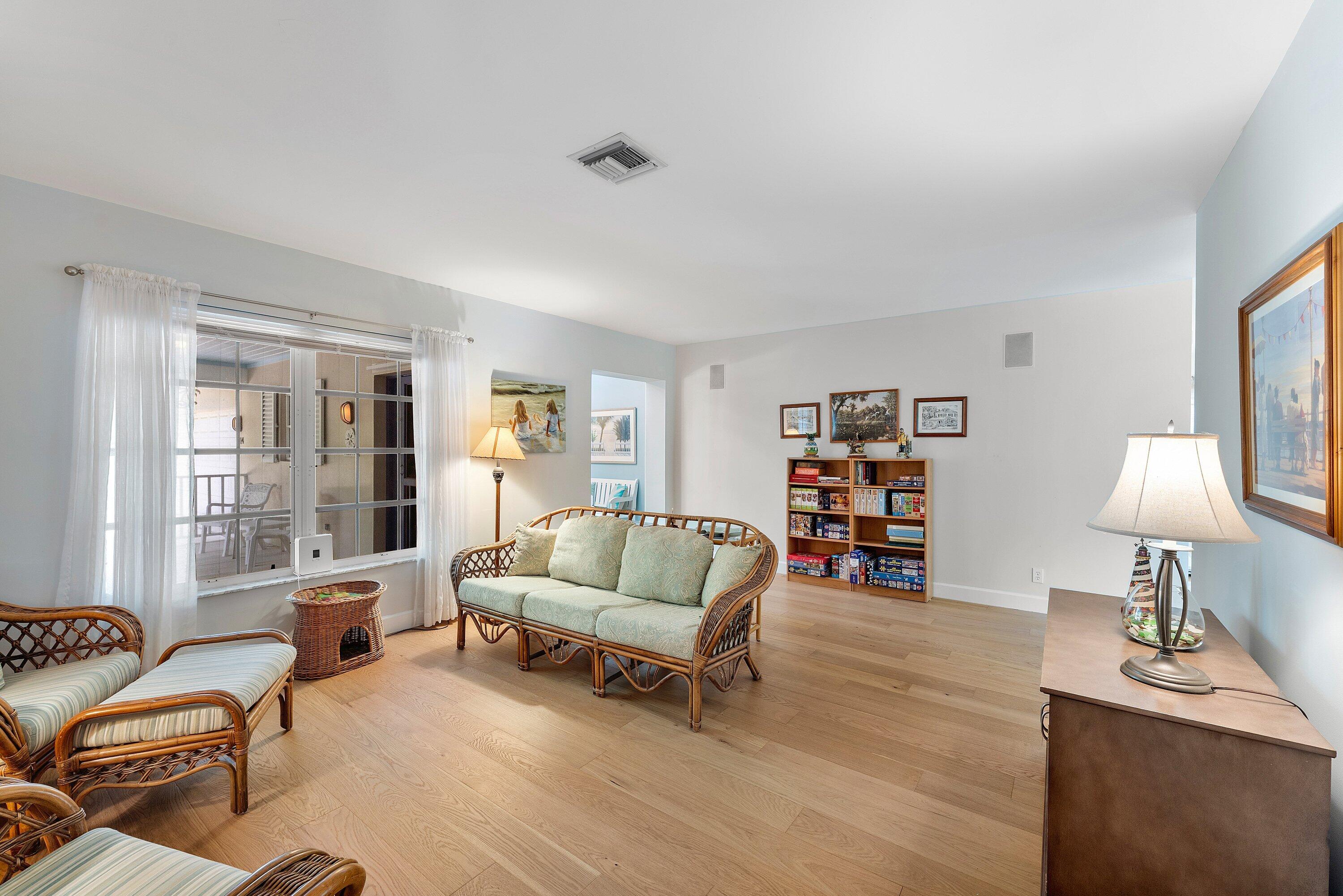 414 S Atlantic Drive