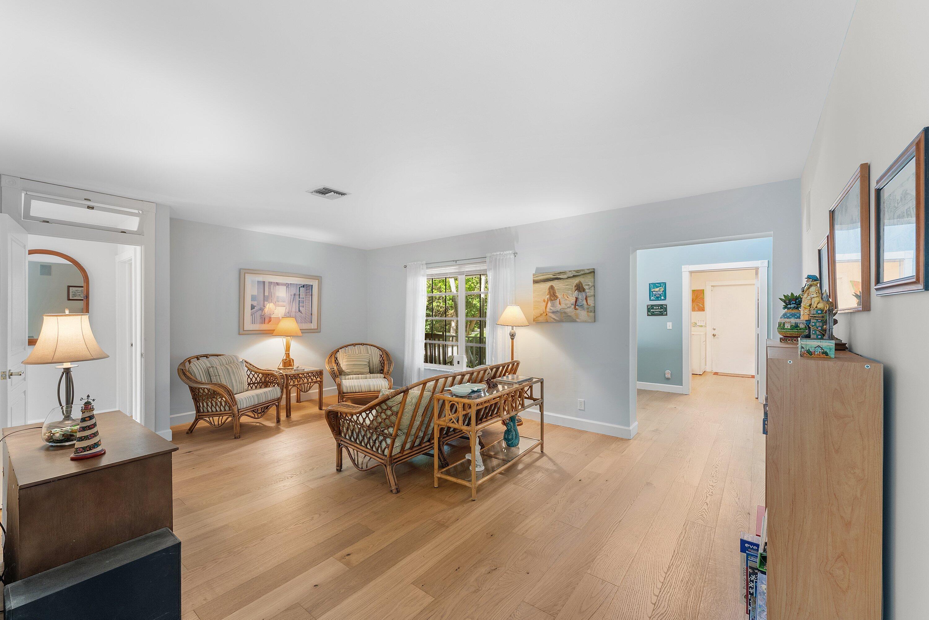 414 S Atlantic Drive