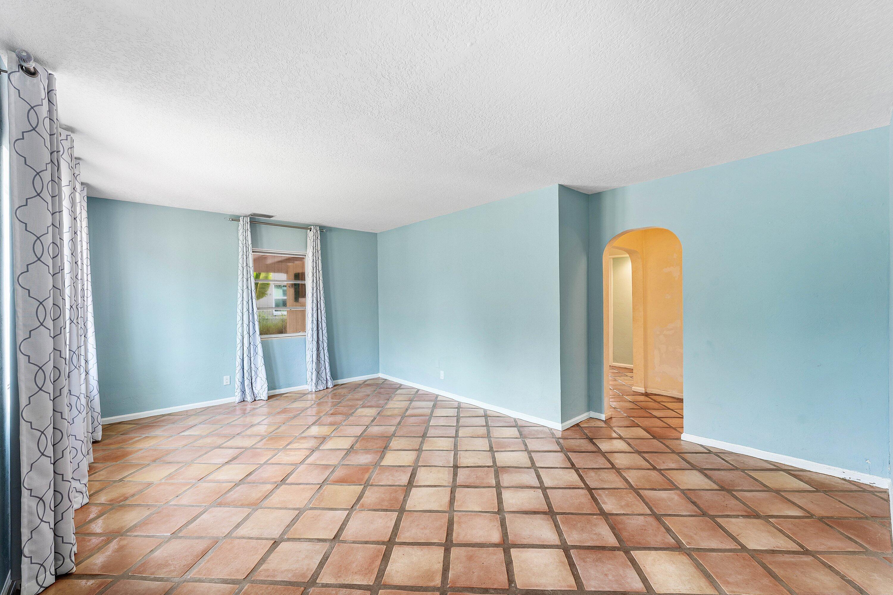 122 Euclid Boulevard