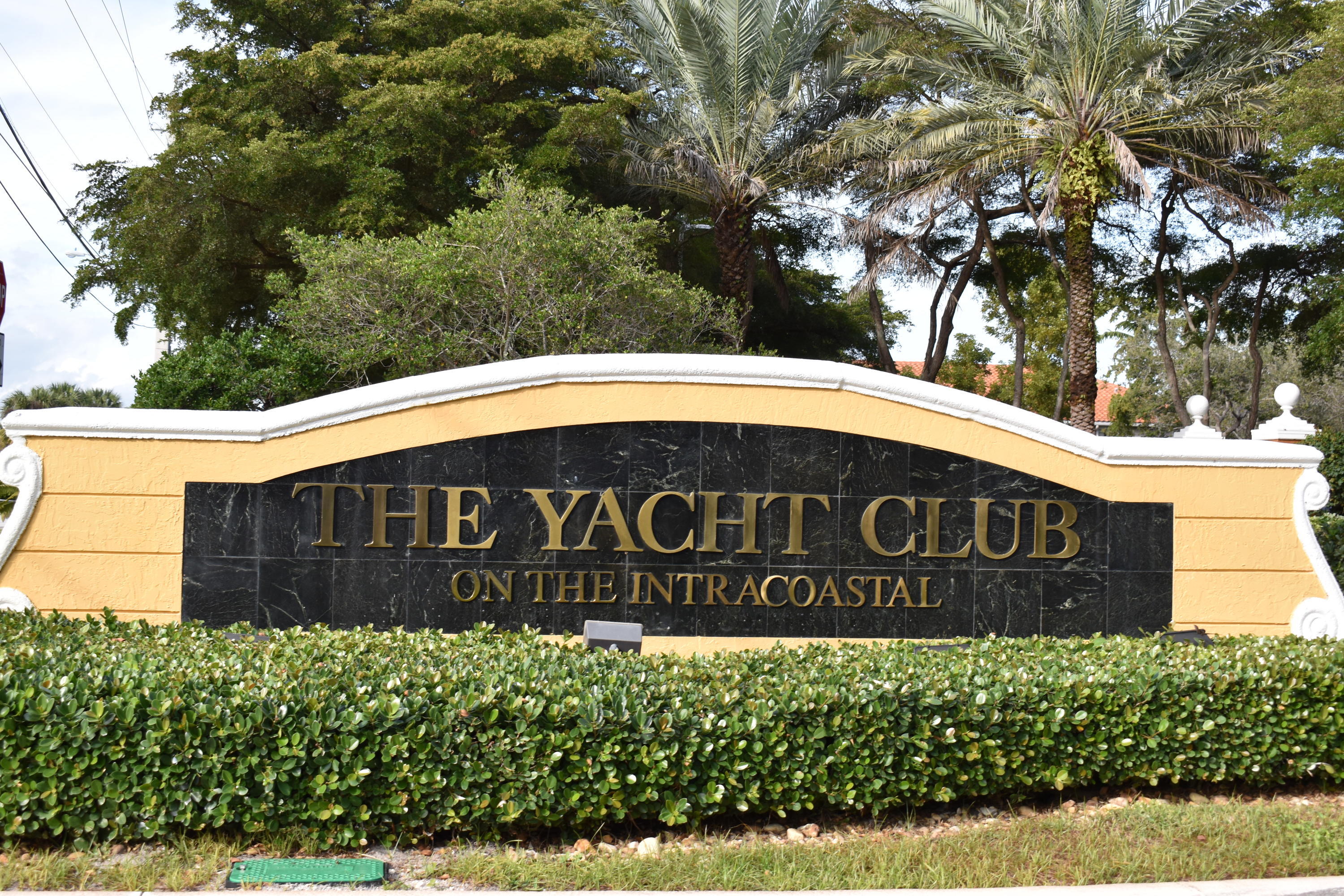 123 Yacht Club Way
