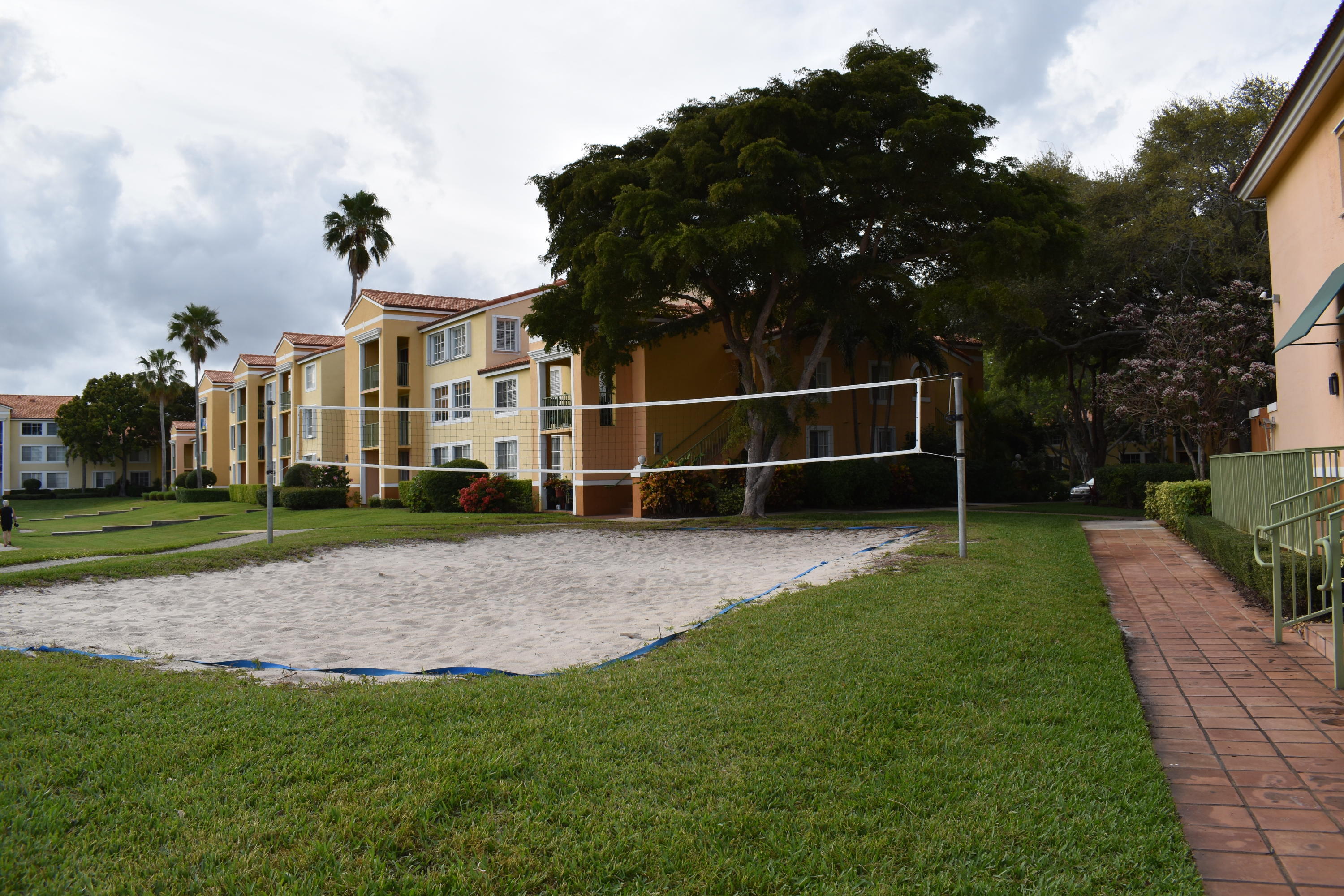 123 Yacht Club Way