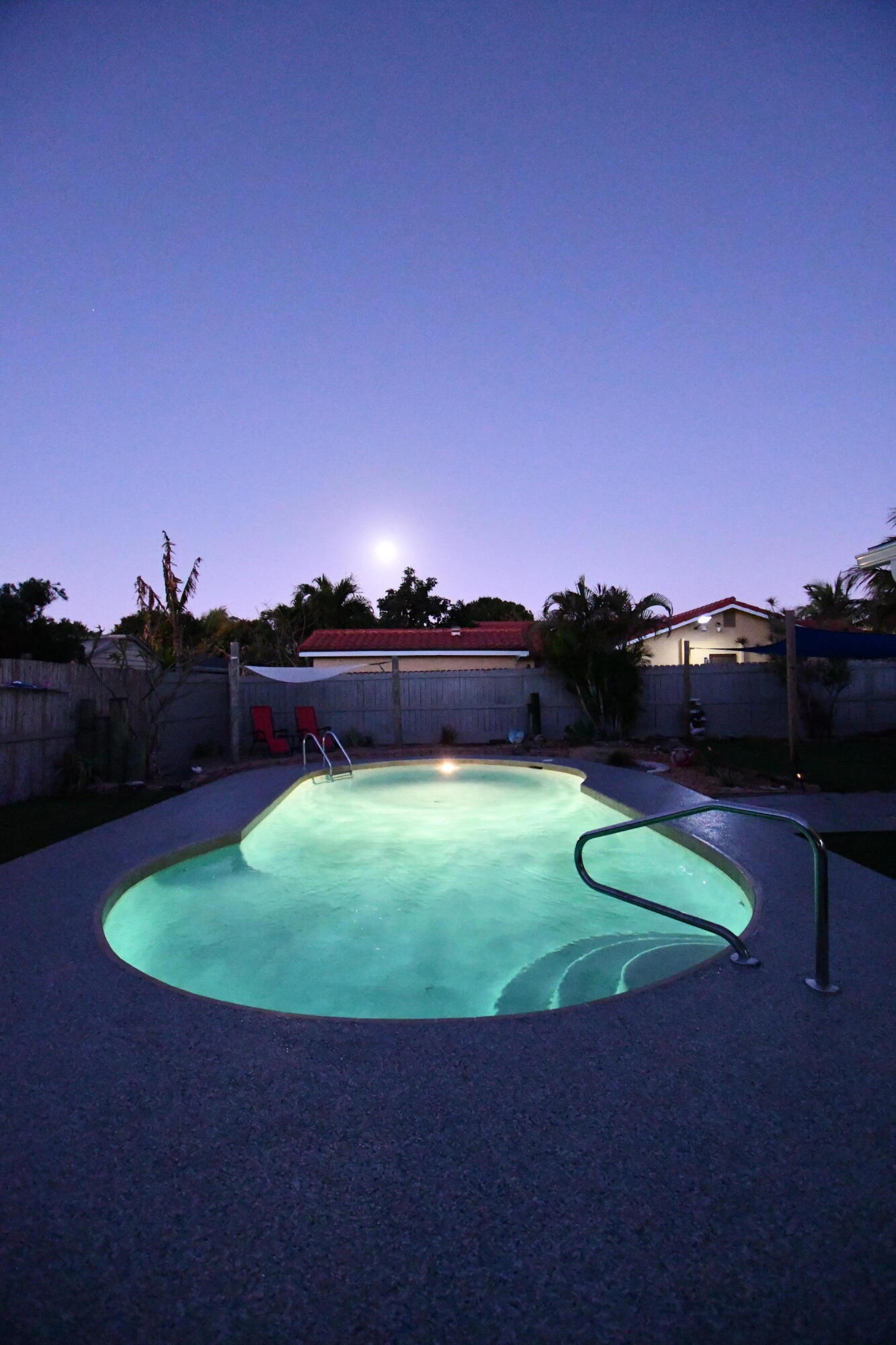 3080 Tropical Trail