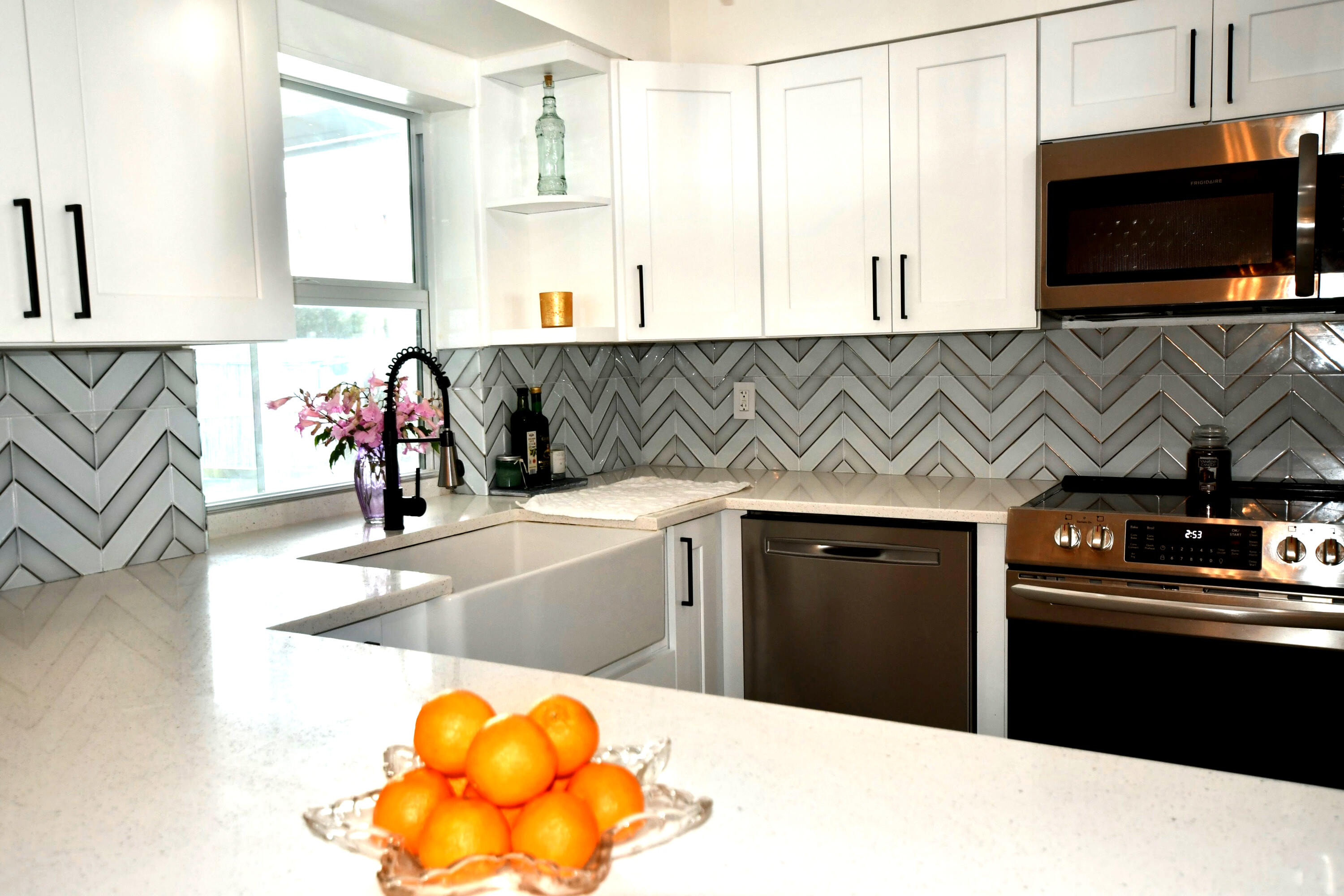 3080 Tropical Trail