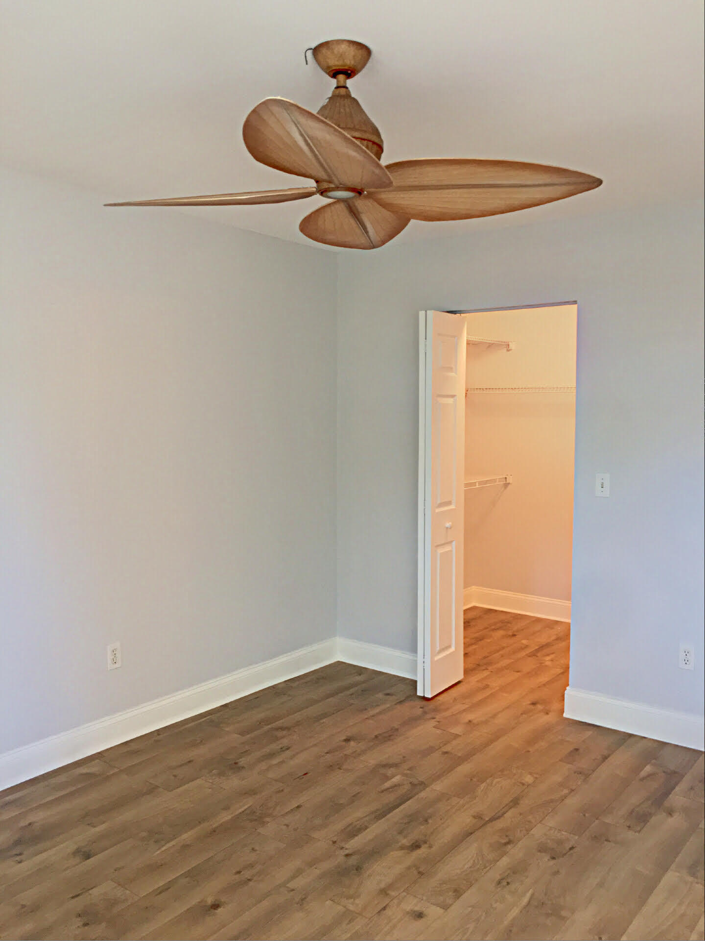 160 Yacht Club Way Unit: 210