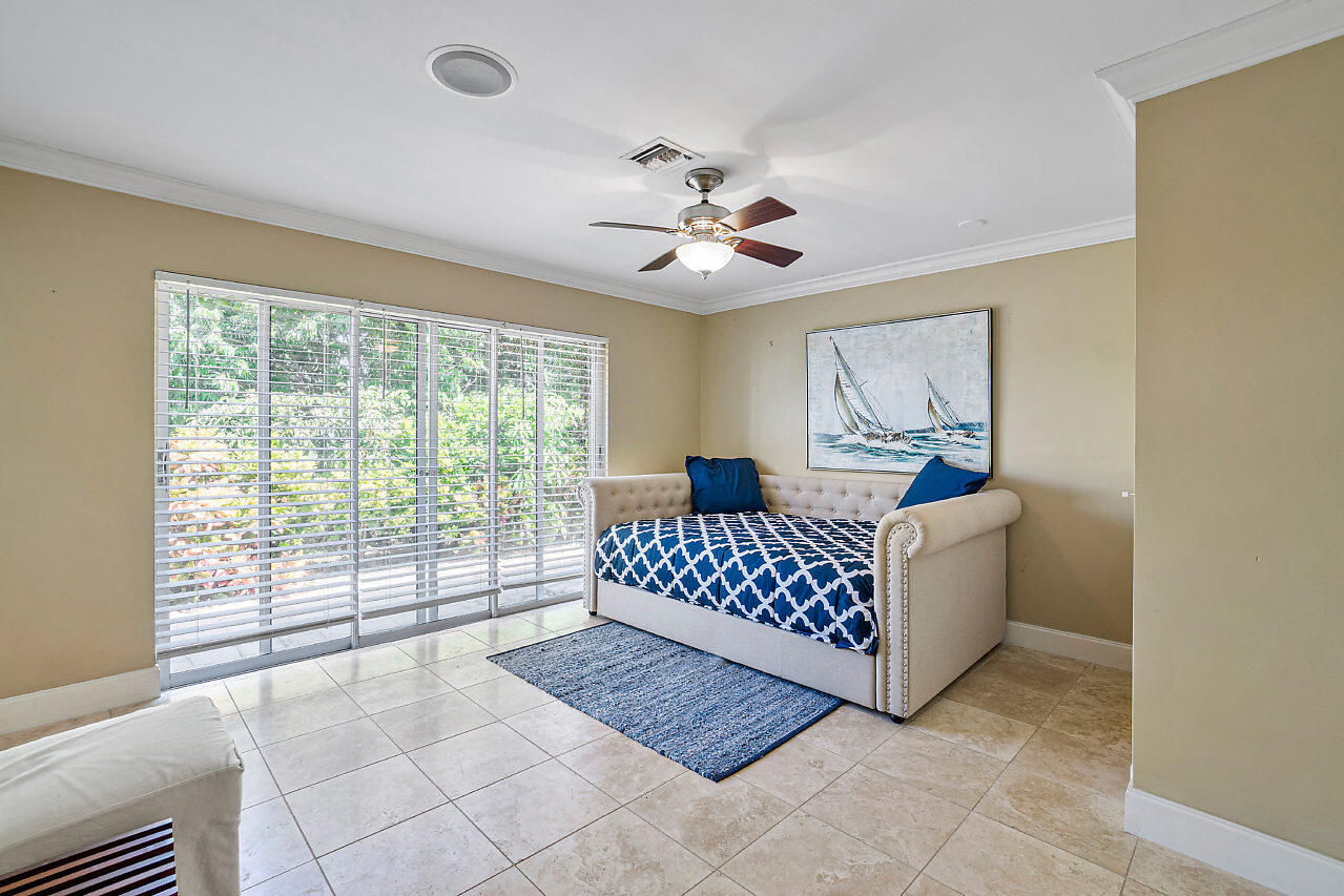 110 N Atlantic Drive