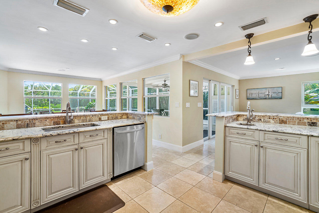 110 N Atlantic Drive