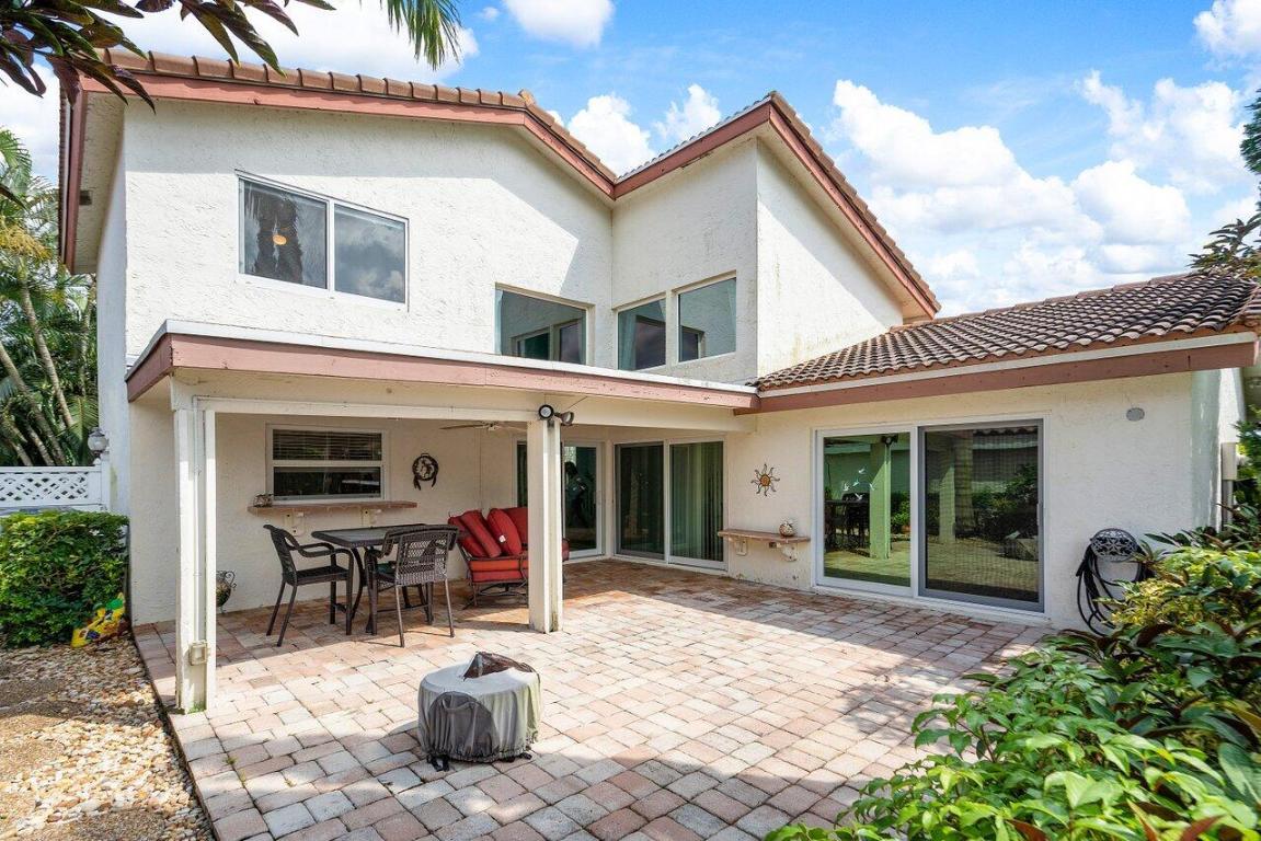 5771 Lakeview Mews Place