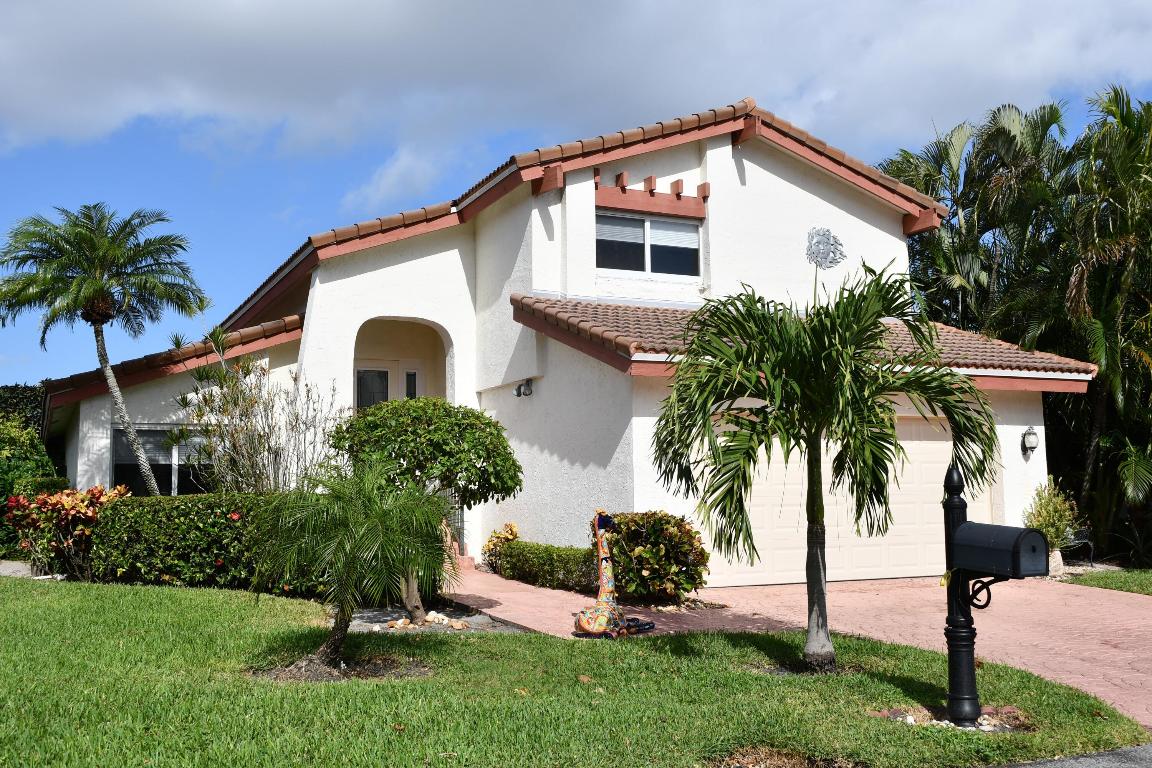 5771 Lakeview Mews Place