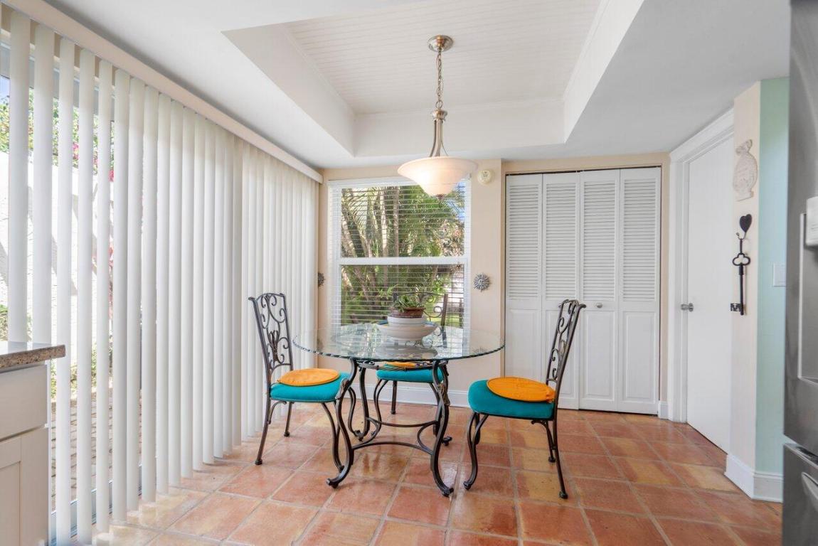 5771 Lakeview Mews Place