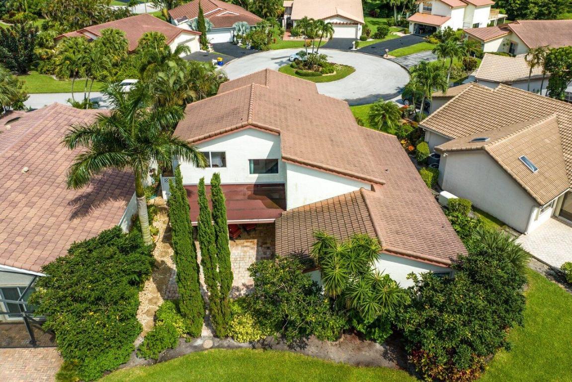 5771 Lakeview Mews Place