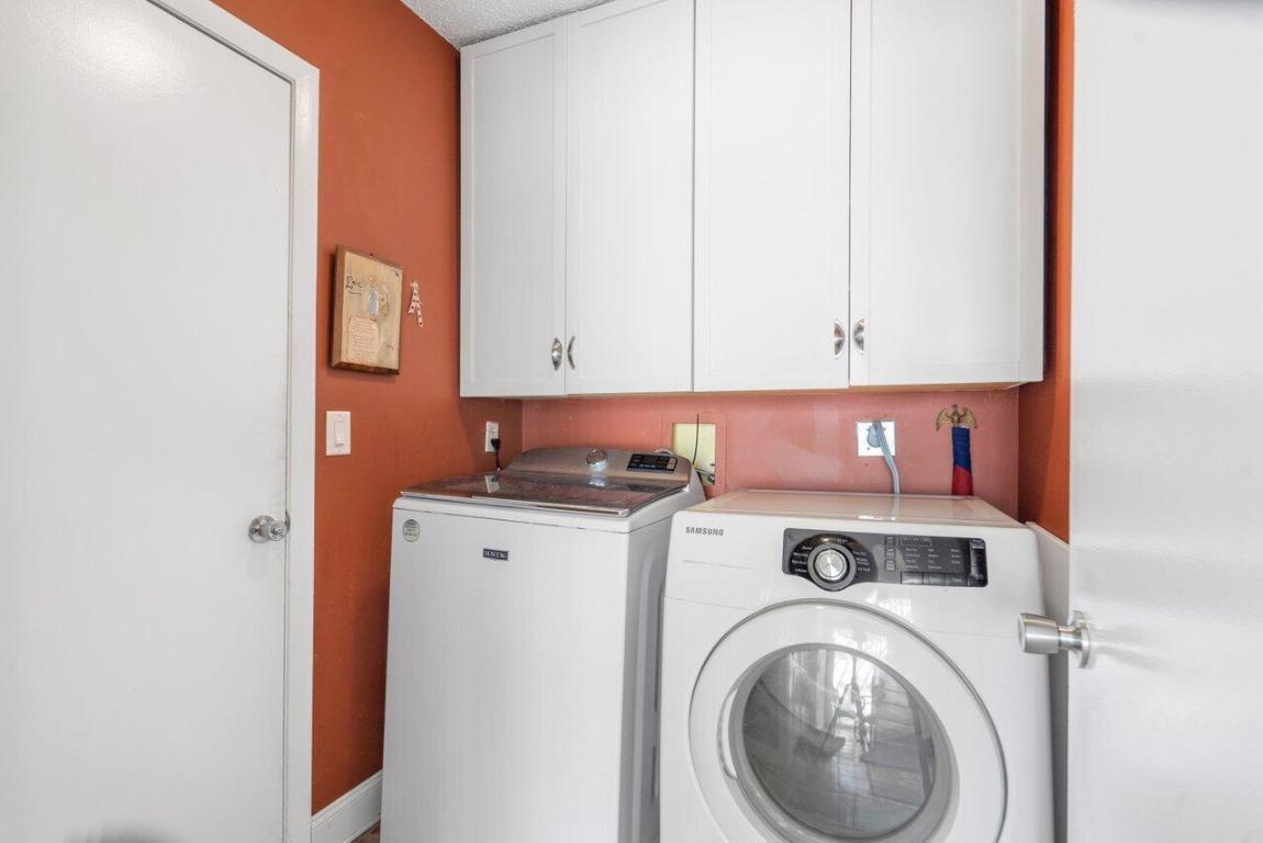 5771 Lakeview Mews Place