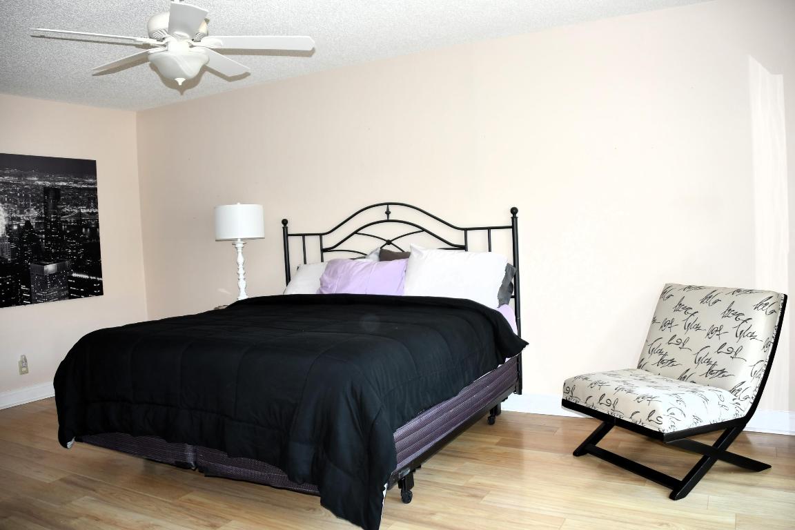 5771 Lakeview Mews Place