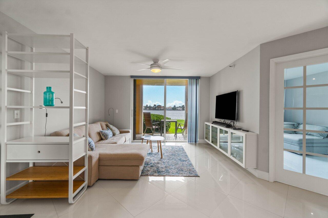 180 Yacht Club Way Unit: 102