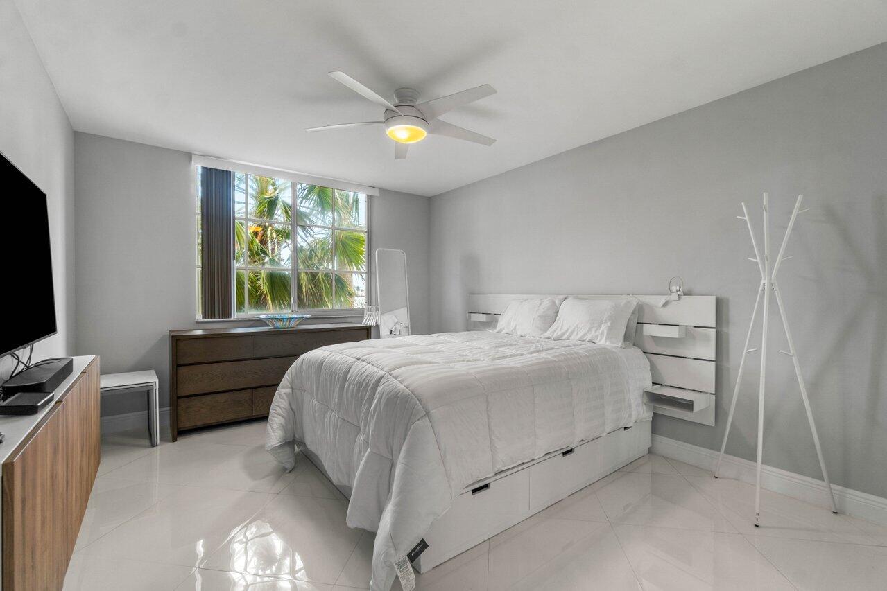 180 Yacht Club Way Unit: 102