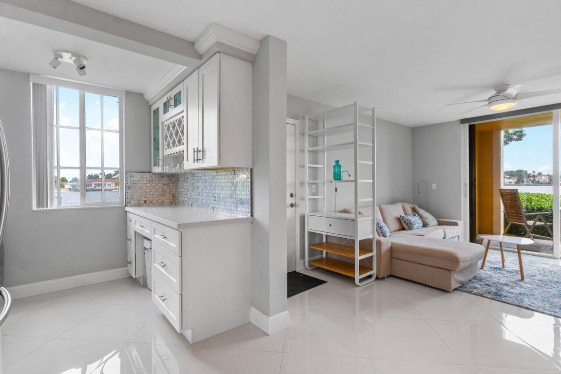 180 Yacht Club Way Unit: 102