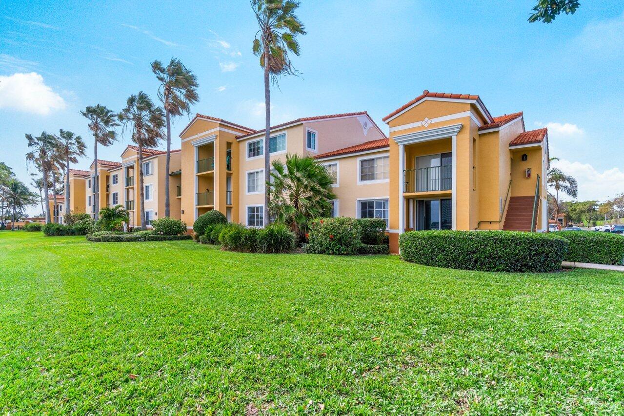 180 Yacht Club Way Unit: 102