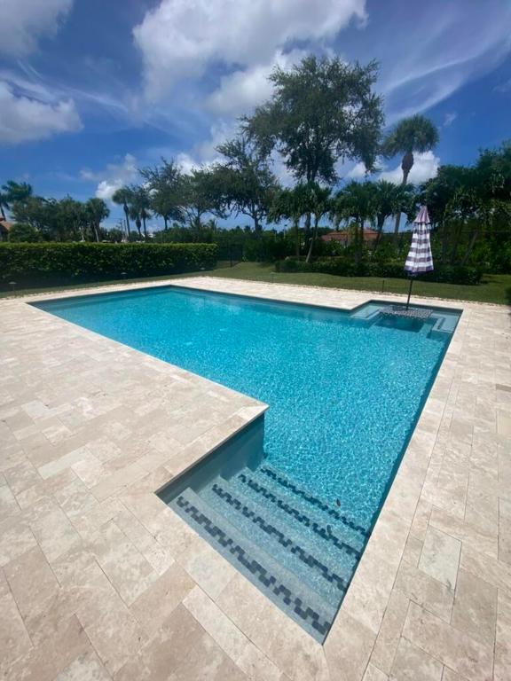 7074 Prudencia Drive