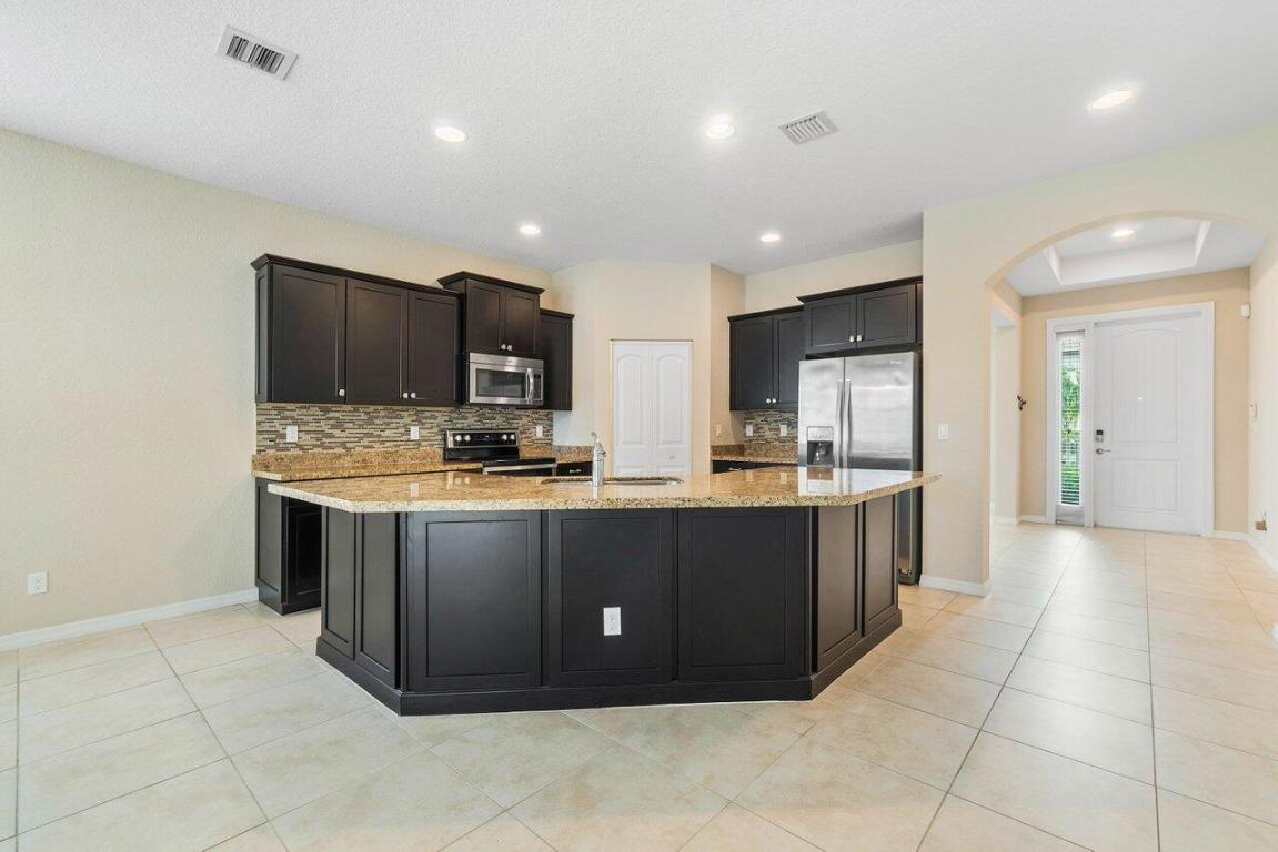 7074 Prudencia Drive